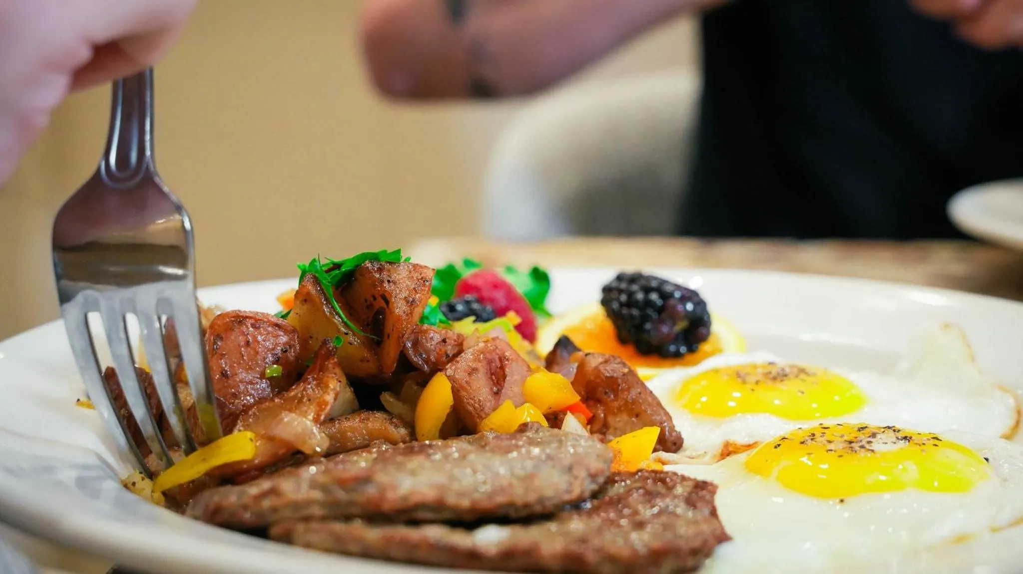 Restaurant/places to eat in Crowne Plaza Houston Med Ctr-Galleria Area by IHG