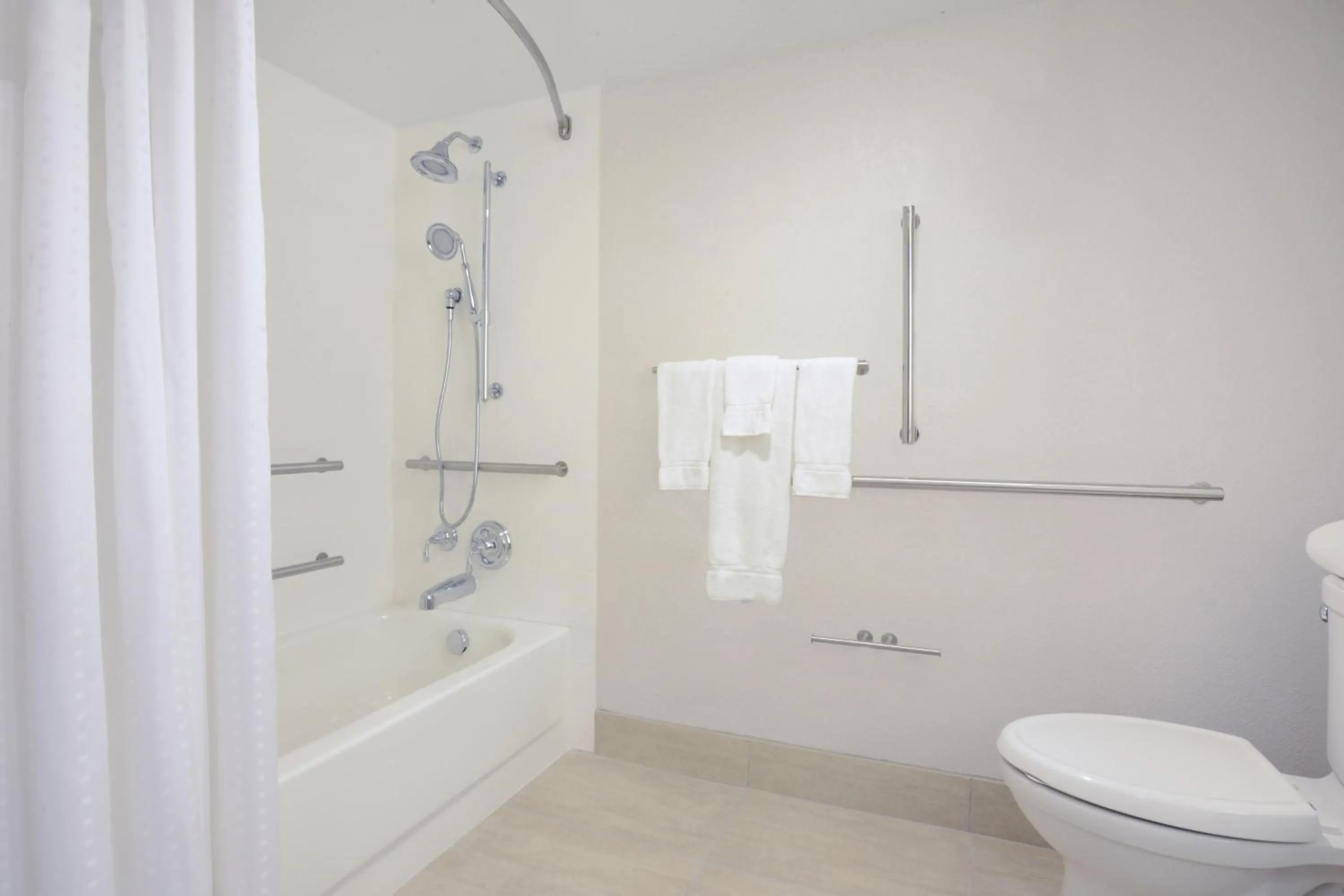 Shower in Holiday Inn Express Nashville Airport by IHG