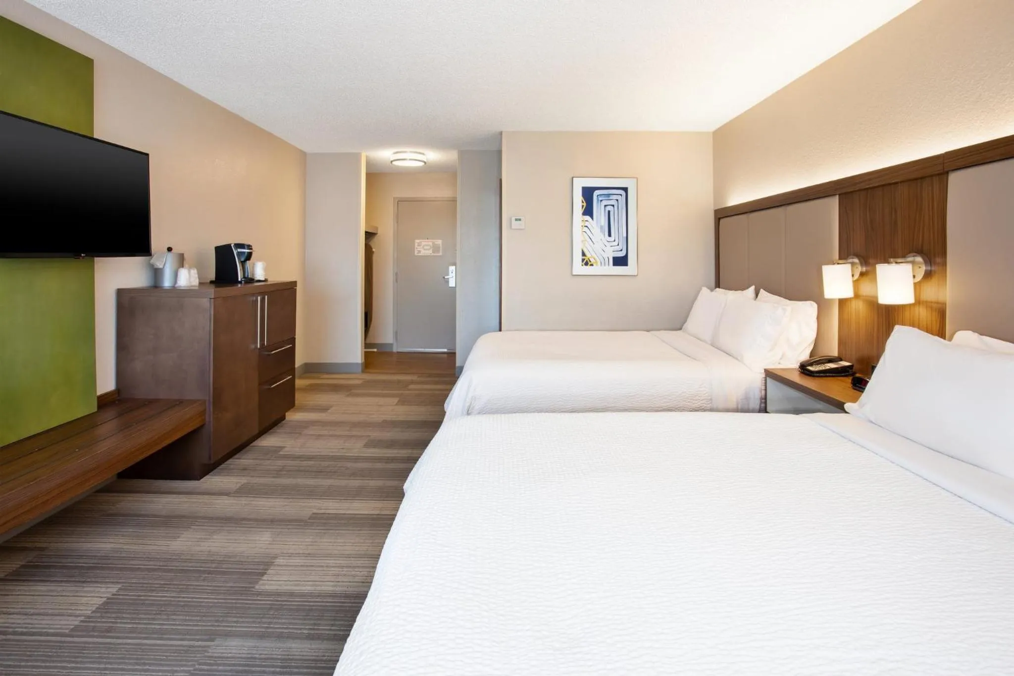 Photo of the whole room, Bed in Holiday Inn Express Nashville Airport by IHG