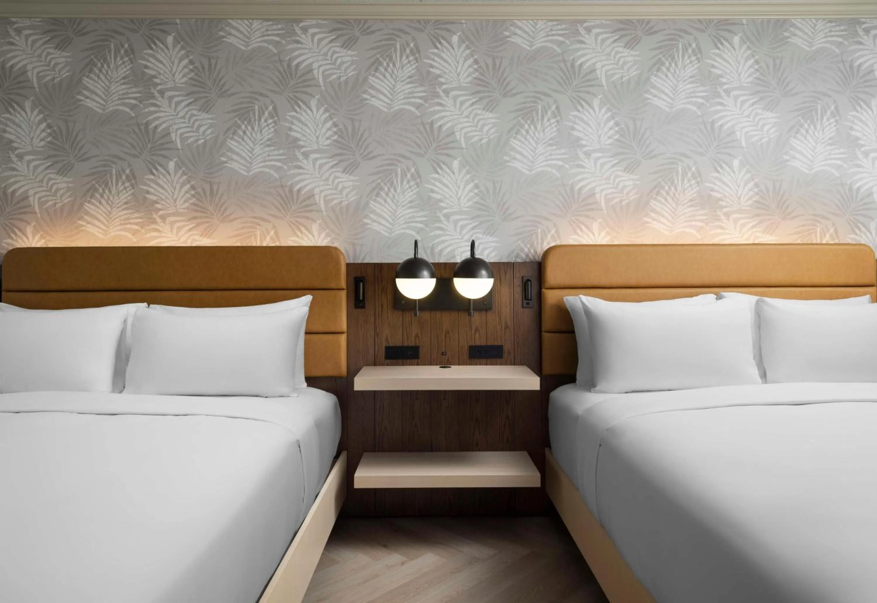 Bedroom, Bed in Sonesta Los Angeles Airport LAX