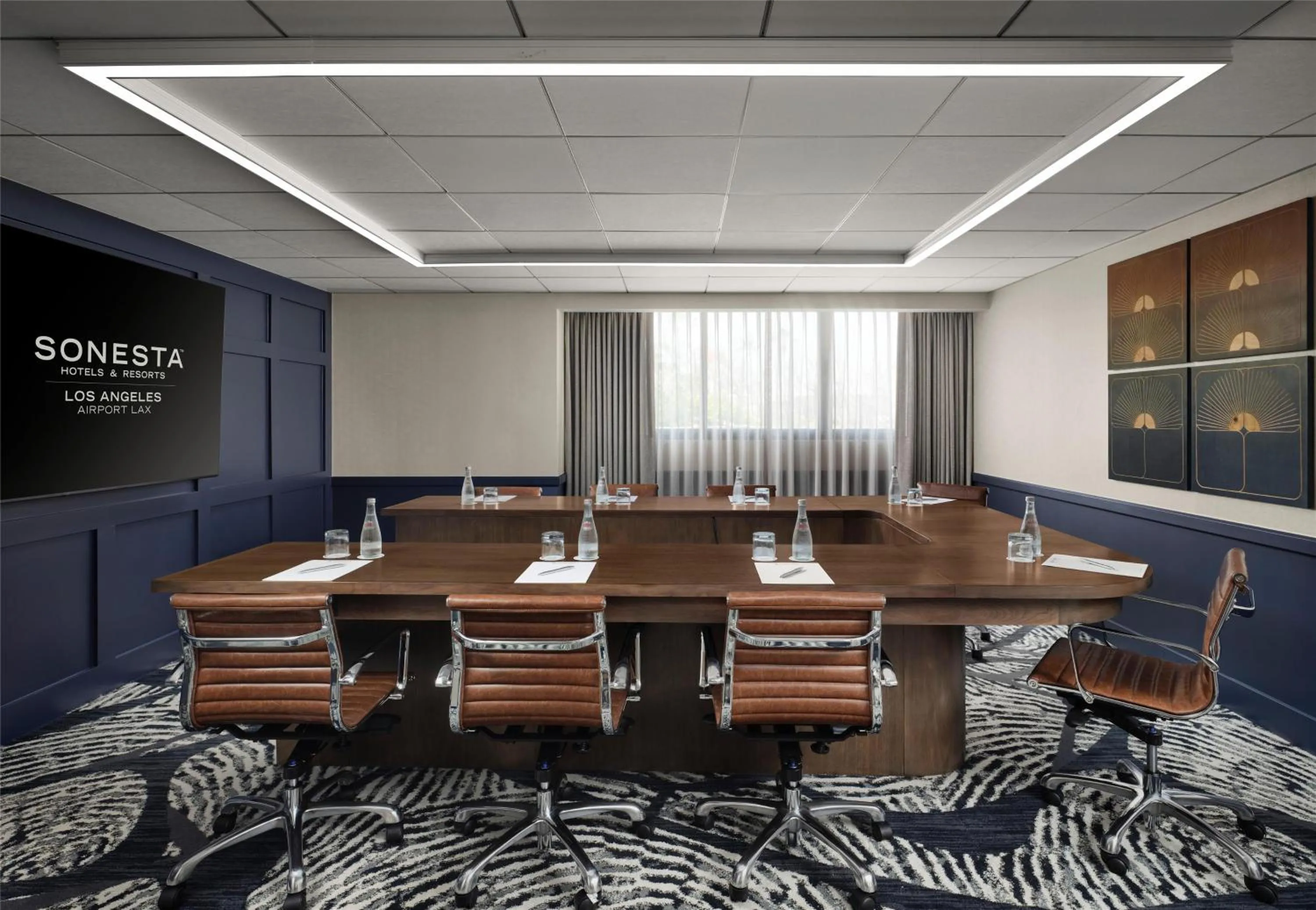 Meeting/conference room in Sonesta Los Angeles Airport LAX