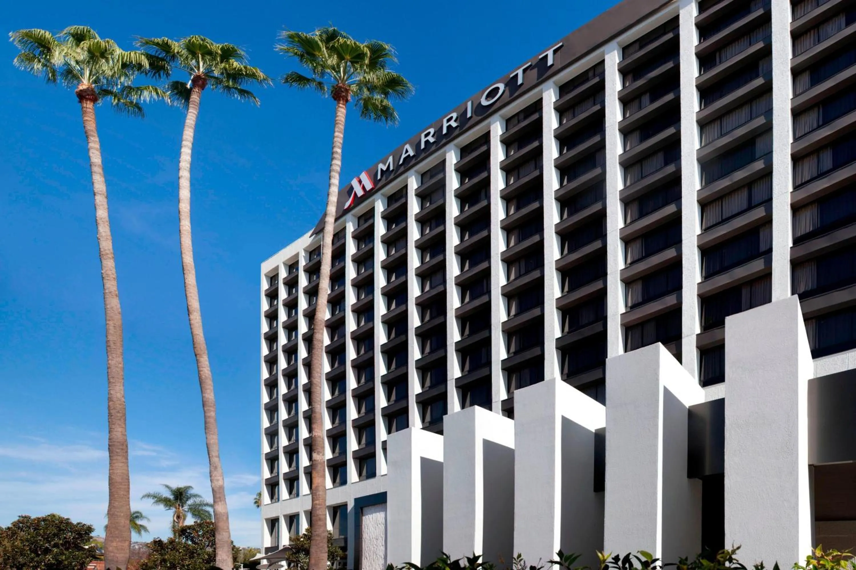 Property building in Beverly Hills Marriott