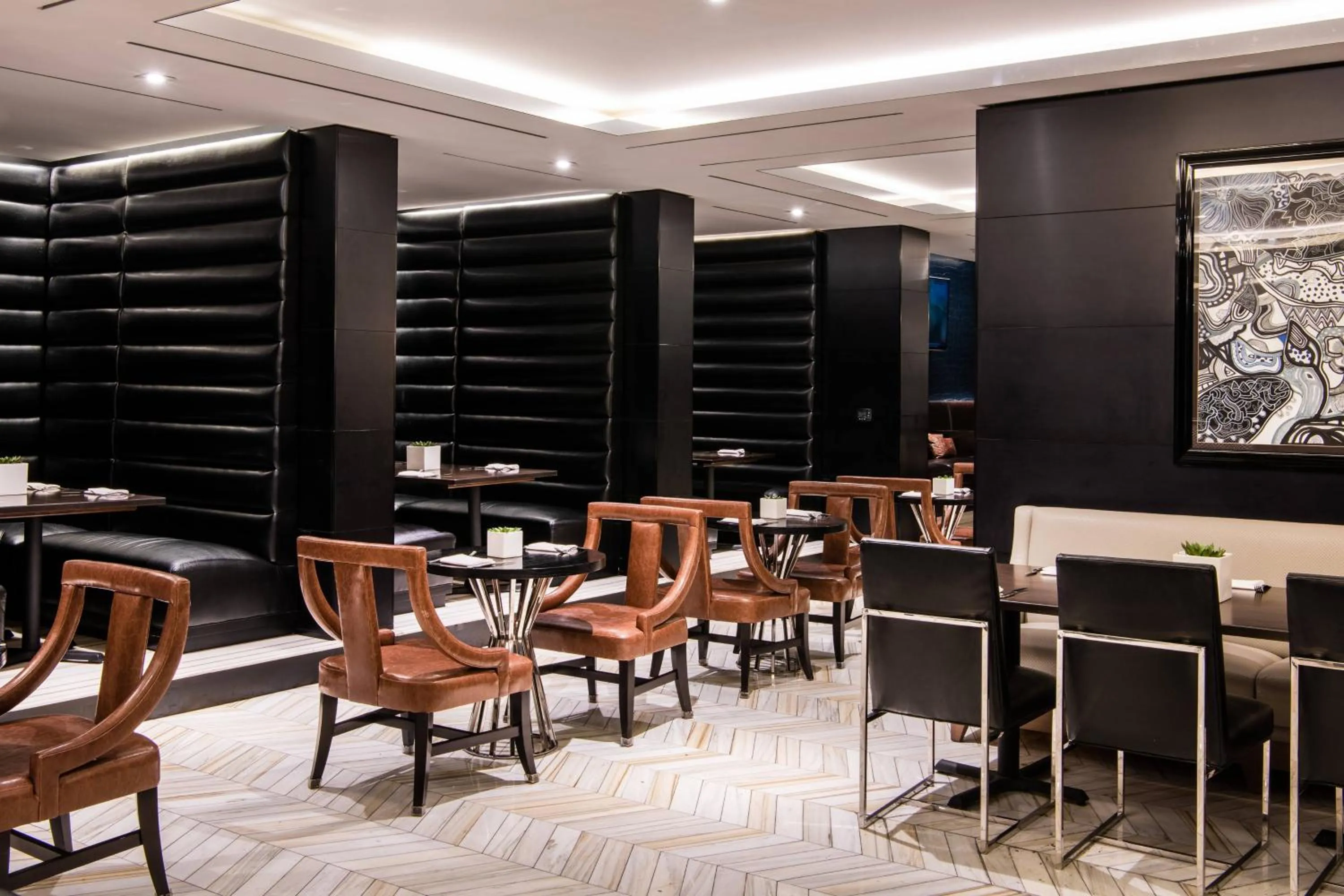 Restaurant/places to eat in Beverly Hills Marriott