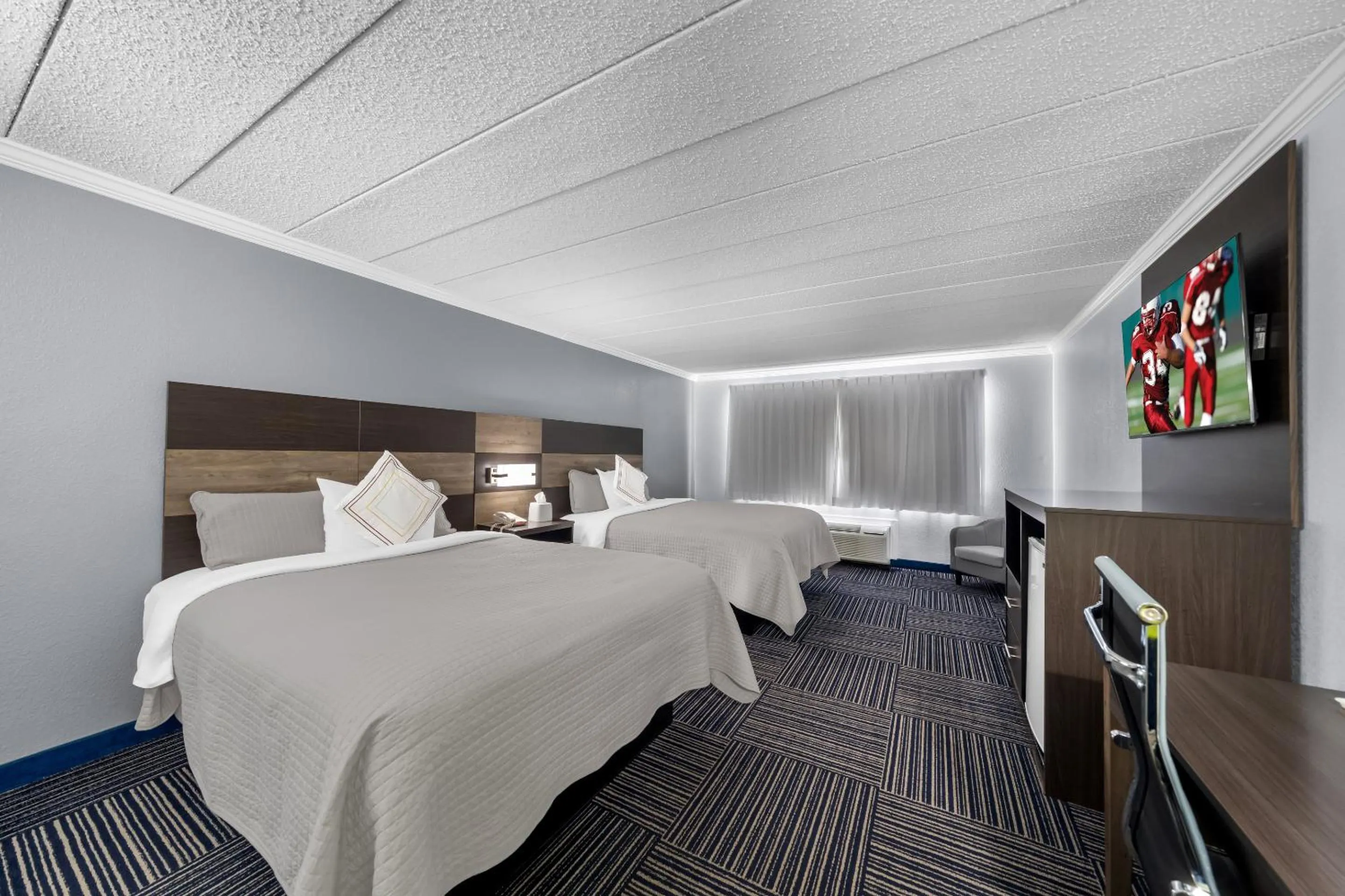 Photo of the whole room, Bed in Admiralty Inn & Suites - a Red Collection Hotel