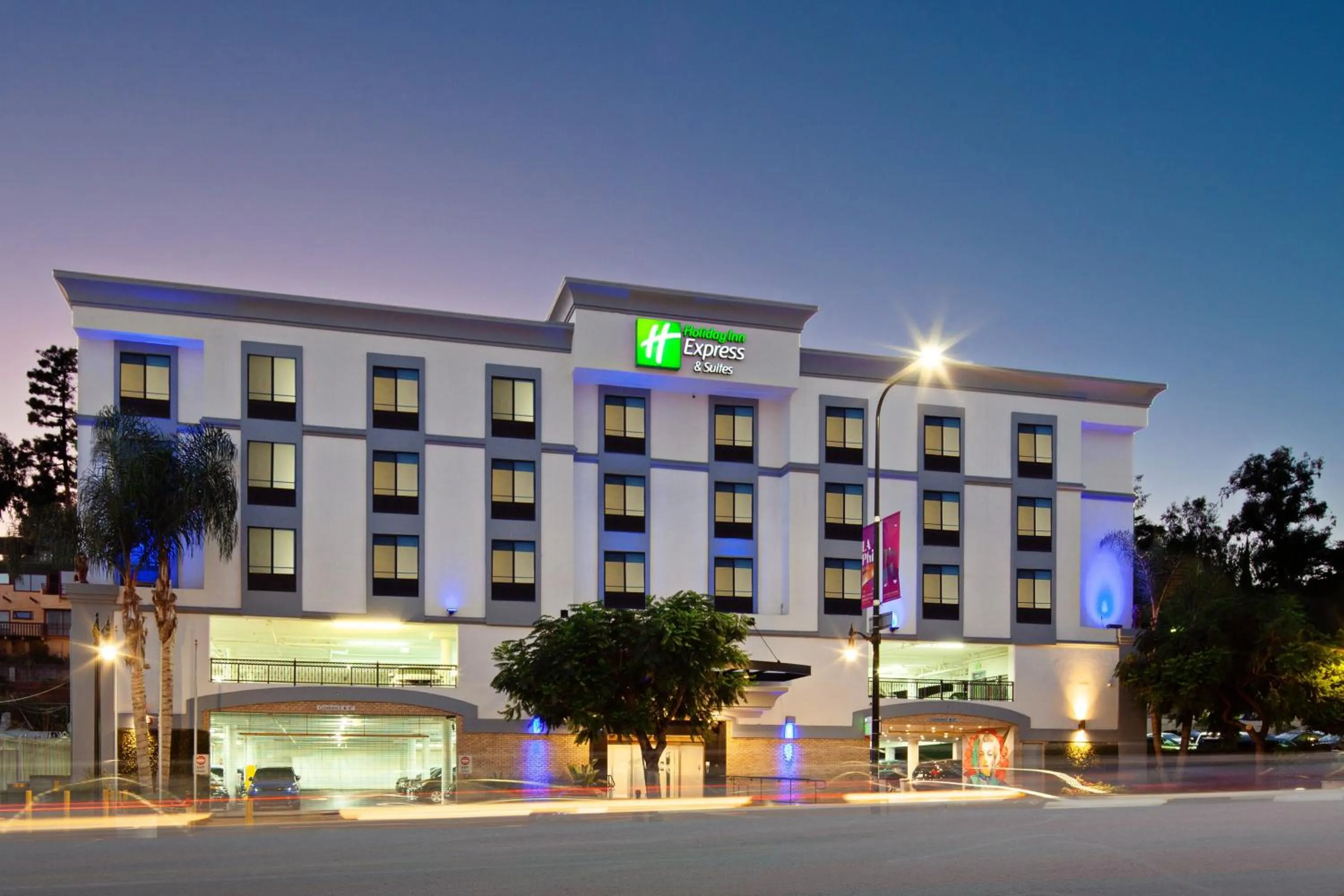 Property building in Holiday Inn Express Hollywood Walk of Fame by IHG