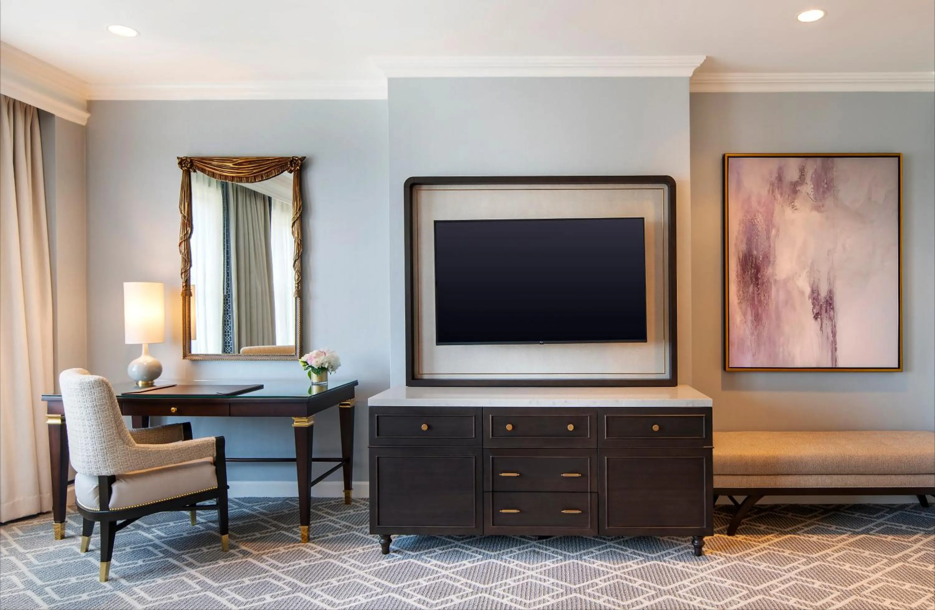 TV and multimedia in Willard InterContinental Washington by IHG