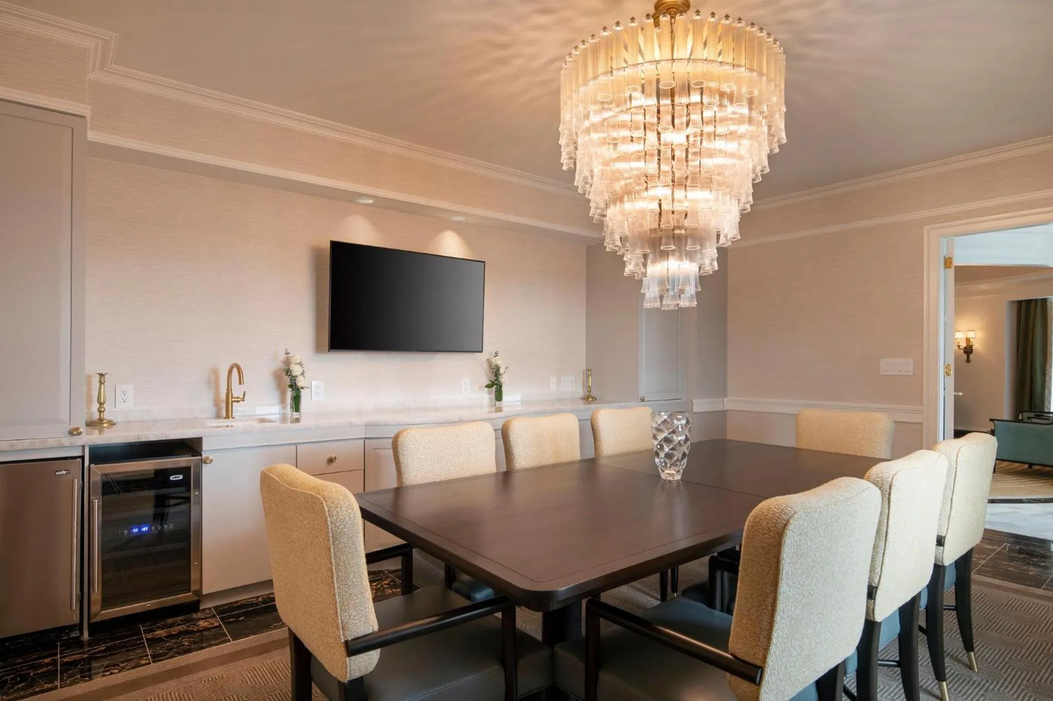 Photo of the whole room in Willard InterContinental Washington by IHG