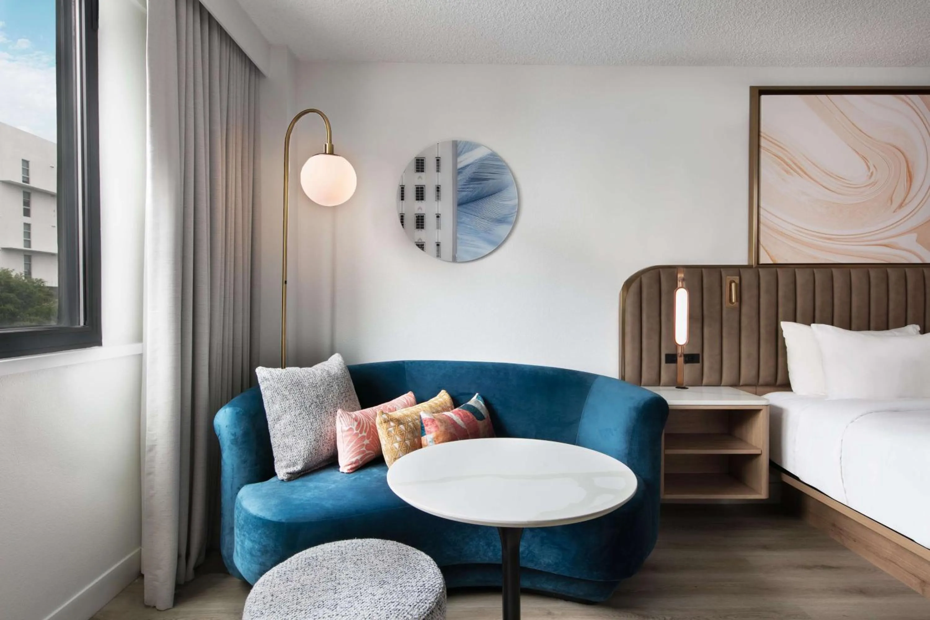 Other, Bed in Sonesta Miami Airport