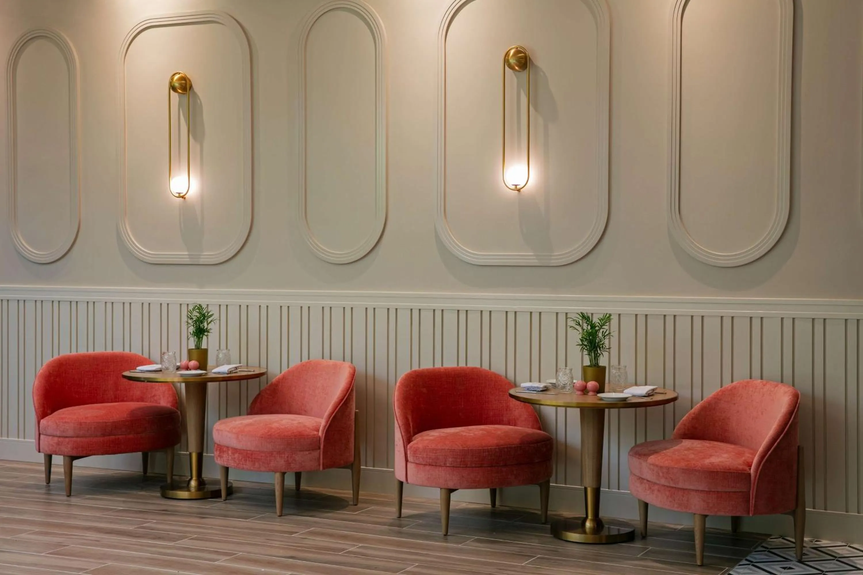 Restaurant/places to eat in Sonesta Miami Airport