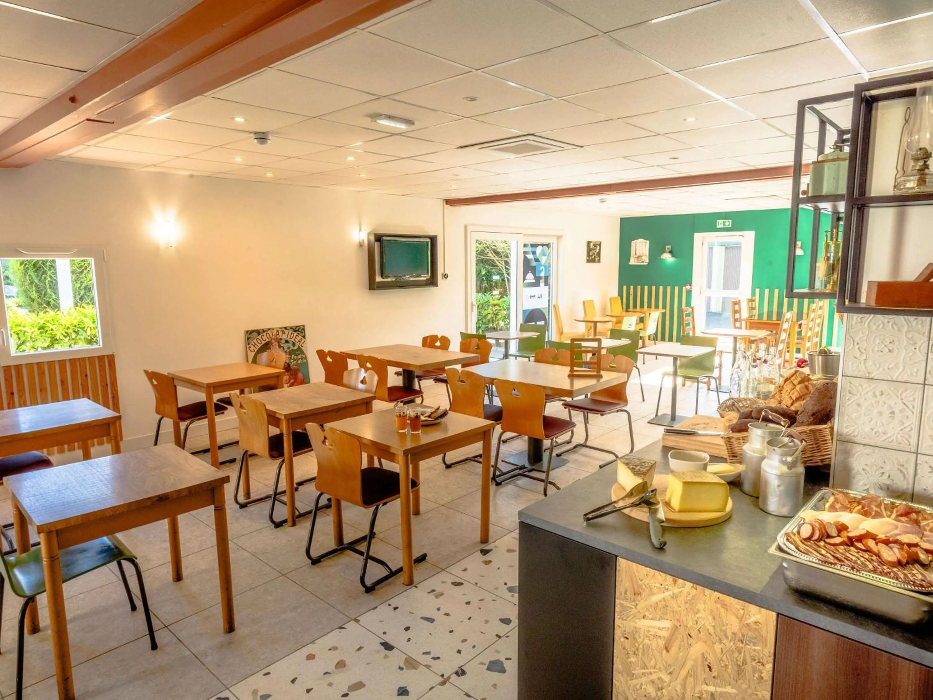 Breakfast, Restaurant/Places to Eat in Hôtel Restaurant Relais Vert - Montbeliard