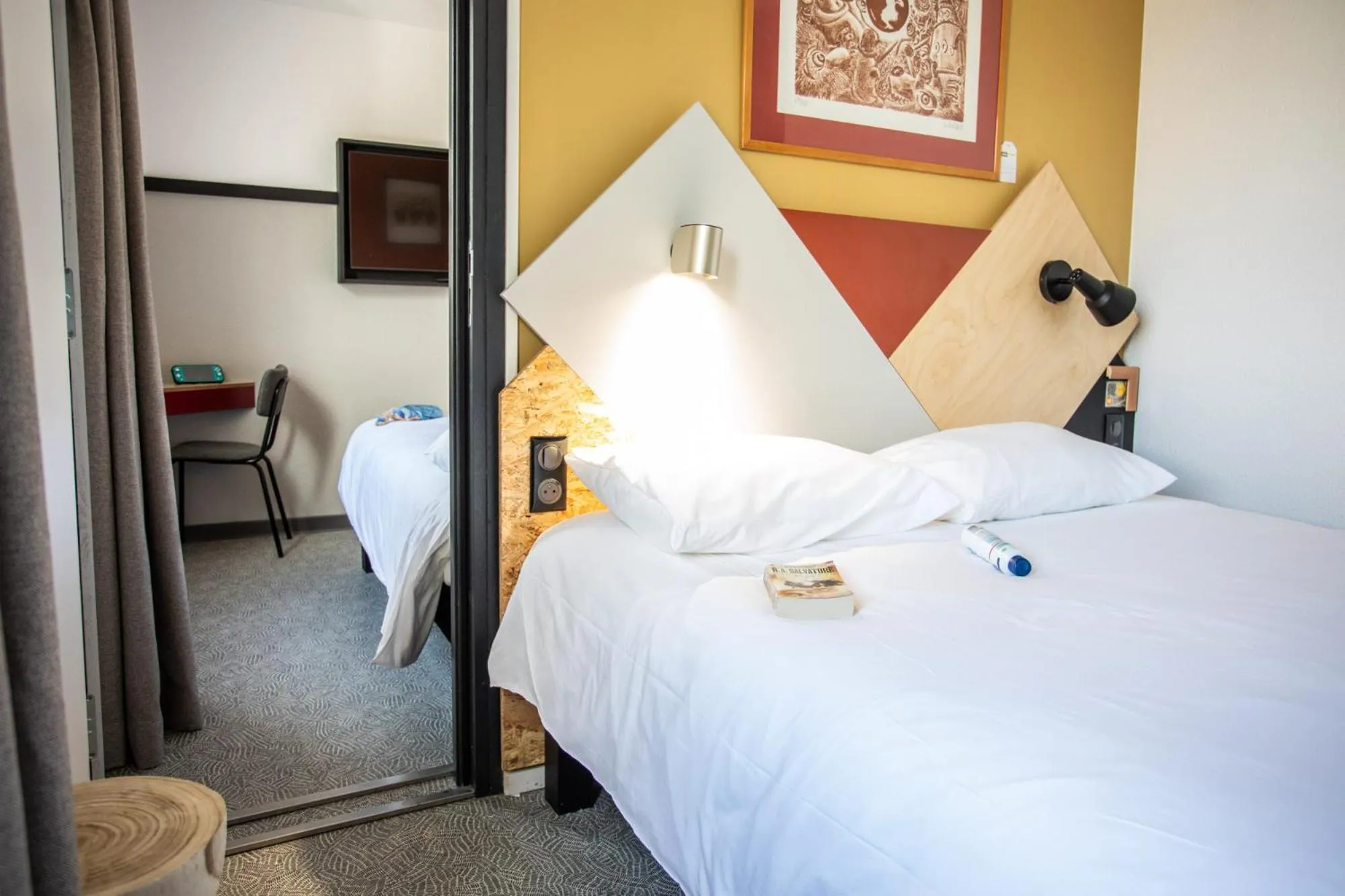 Bed in greet Hôtel Montbéliard