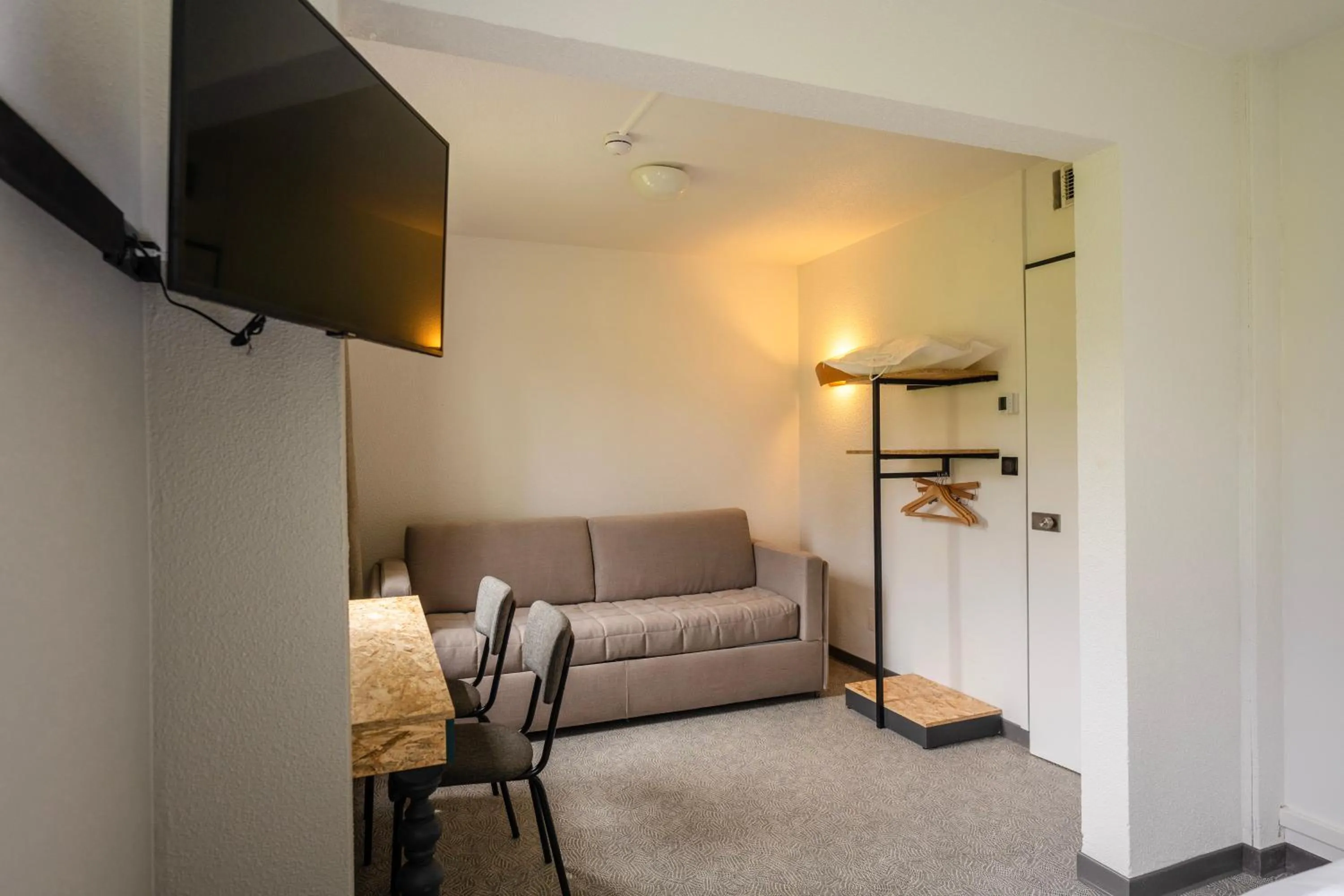 TV and multimedia in greet Hôtel Montbéliard