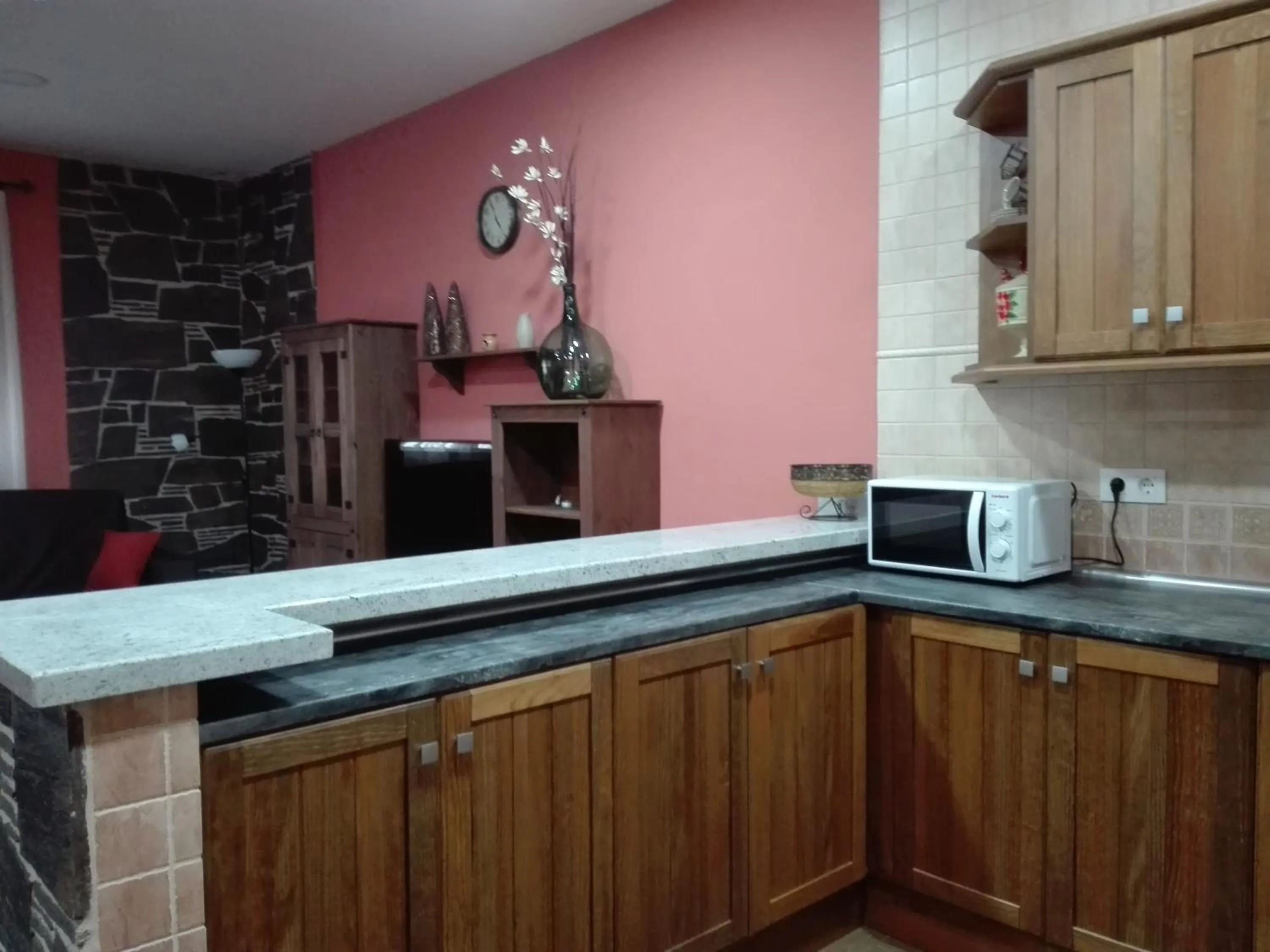 Communal kitchen in Casa Rural Casa Queta