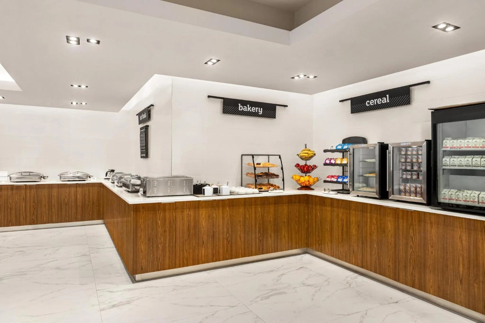 Breakfast in Holiday Inn Miami Beach-Oceanfront by IHG