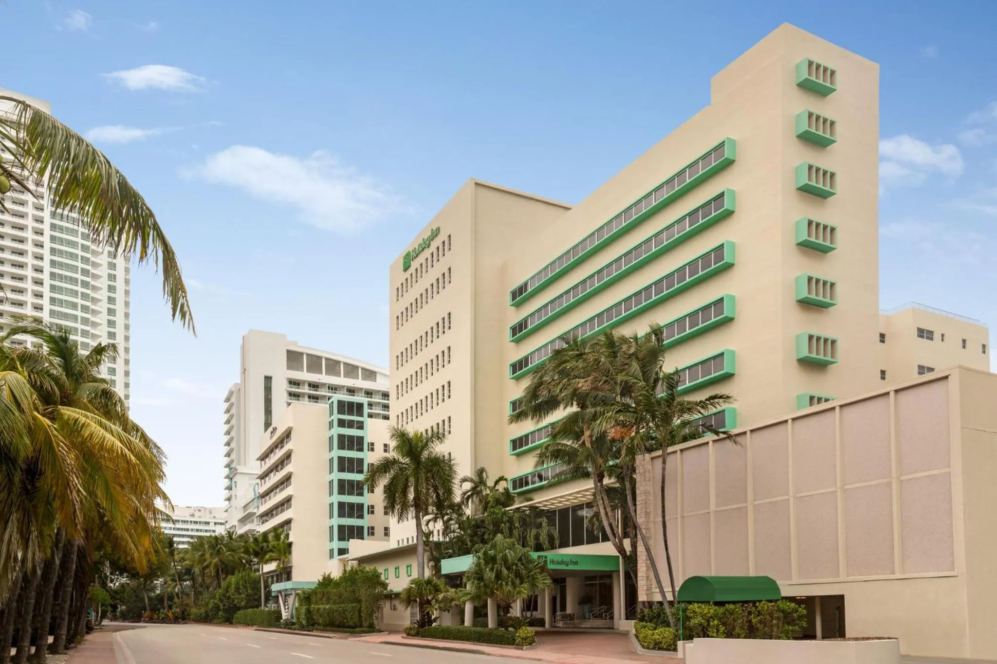 Property building in Holiday Inn Miami Beach-Oceanfront by IHG