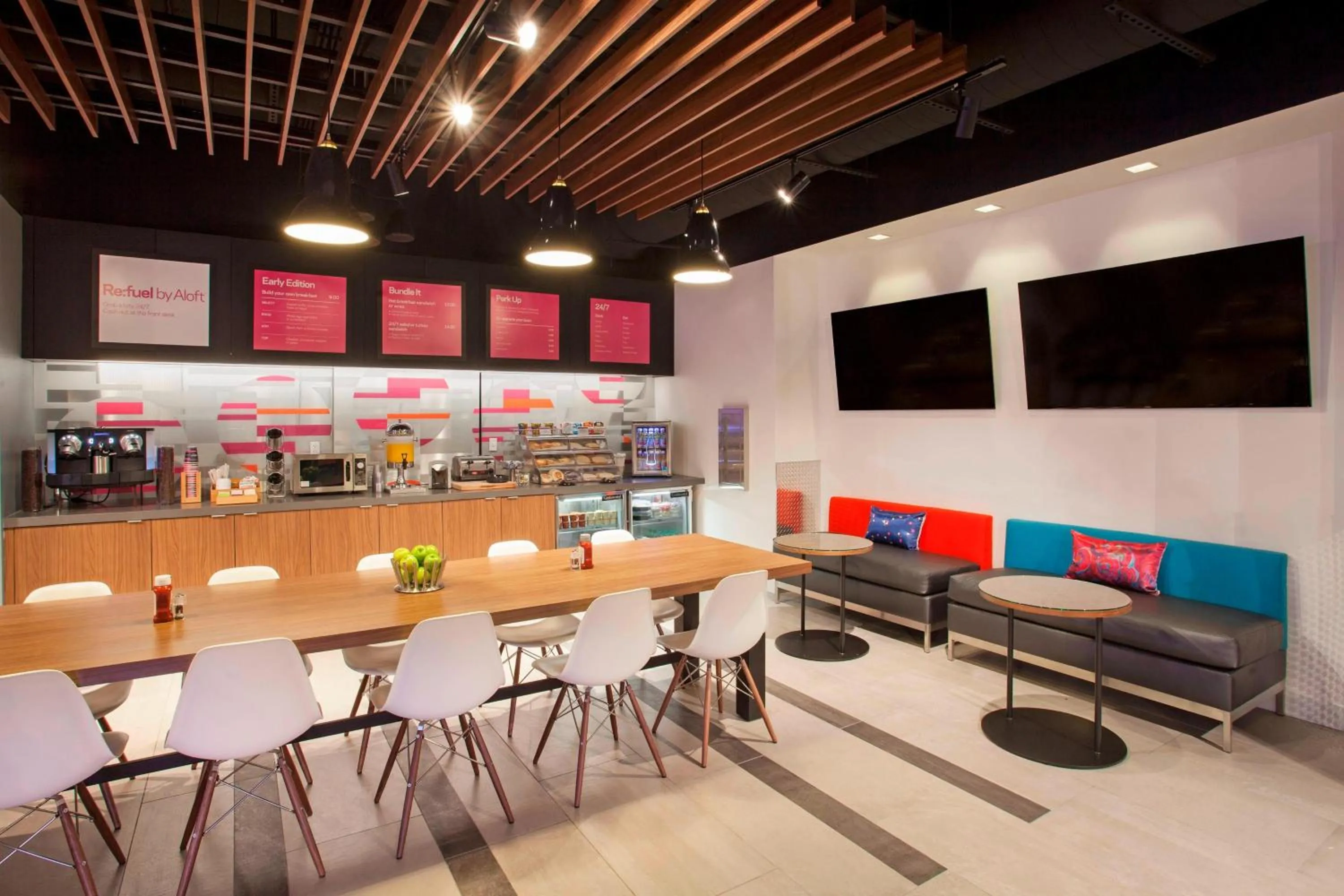 Restaurant/places to eat in Aloft Miami Dadeland