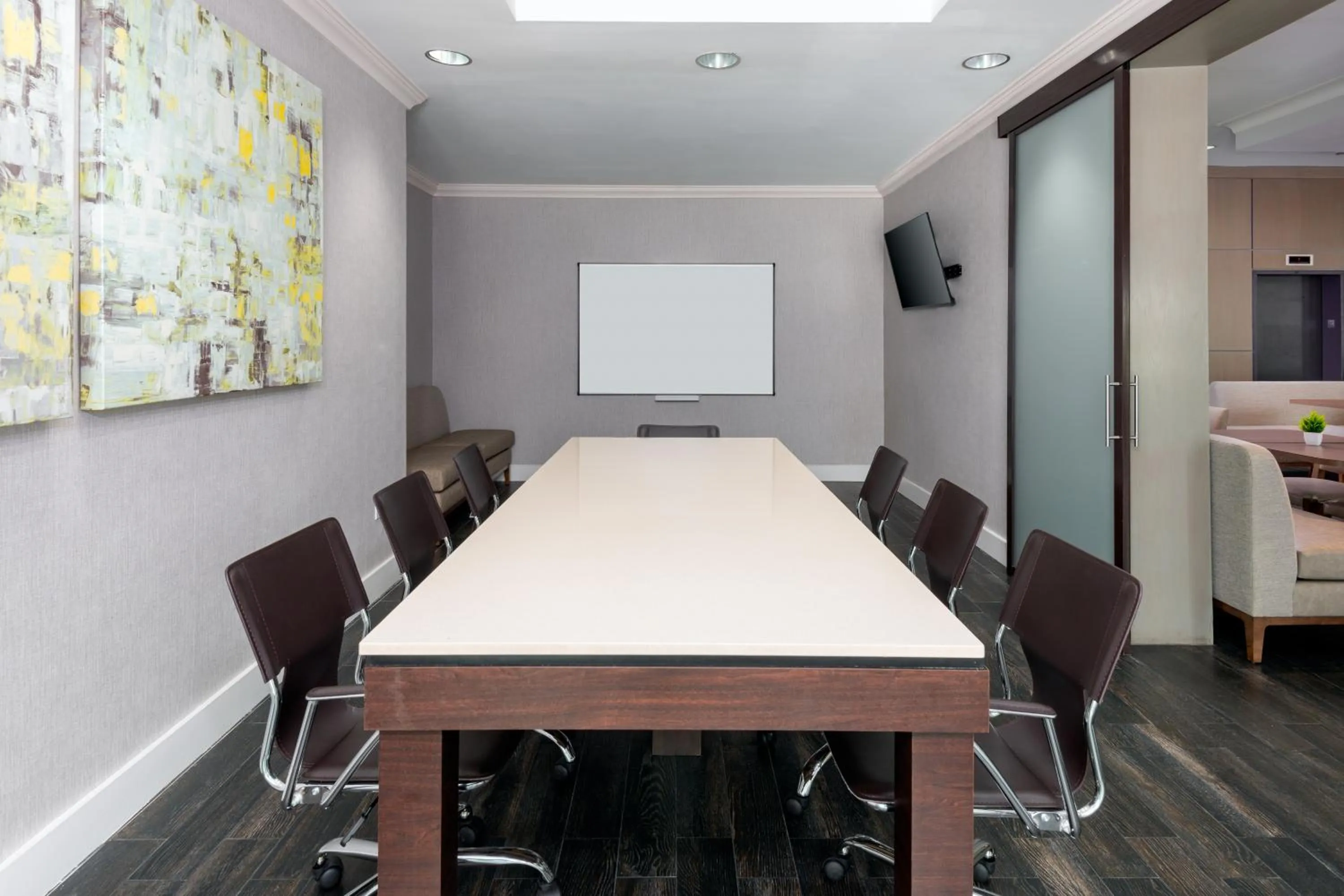 Meeting/conference room in Staybridge Suites Miami Doral Area by IHG
