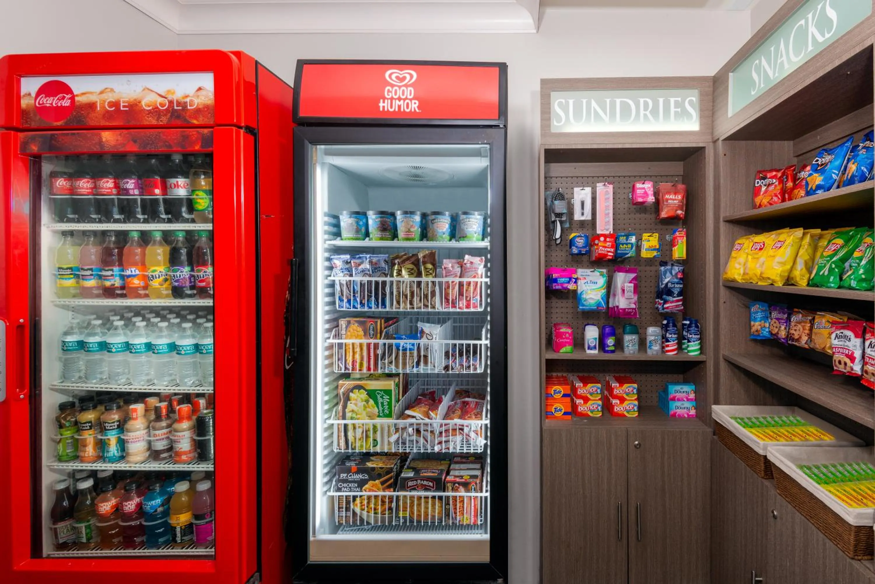 Restaurant/places to eat in Staybridge Suites Miami Doral Area by IHG