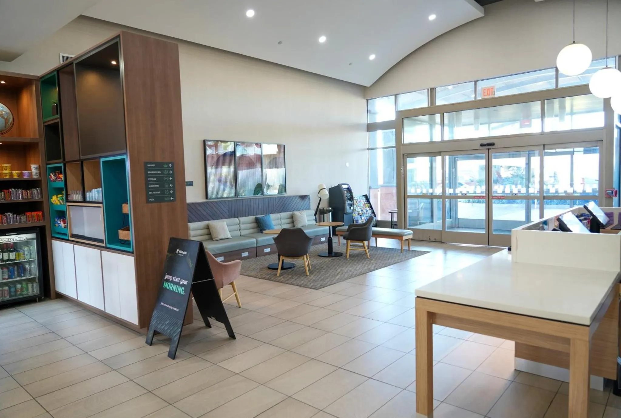 Property building in Holiday Inn & Suites Phoenix Airport by IHG