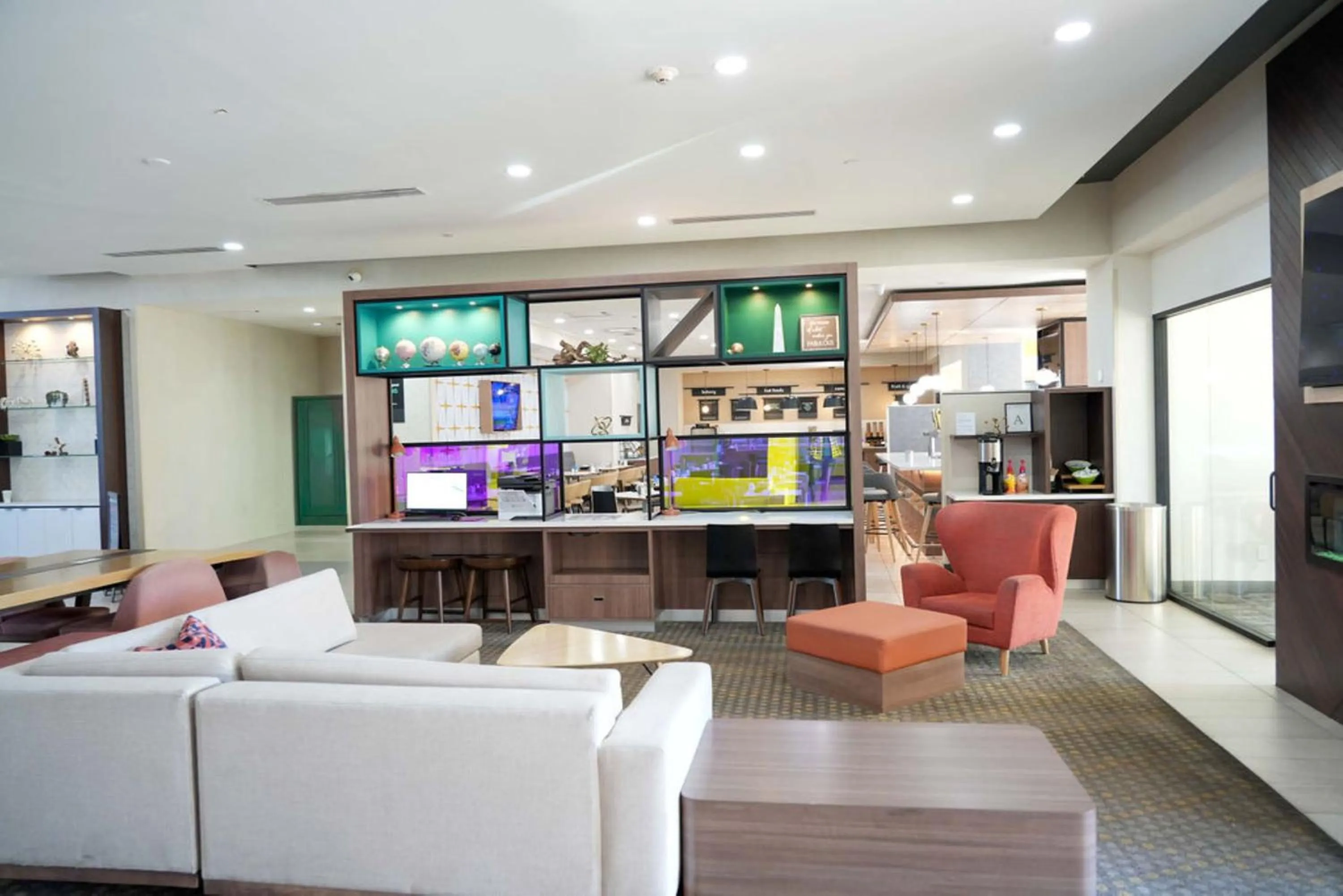 Property building in Holiday Inn & Suites Phoenix Airport by IHG