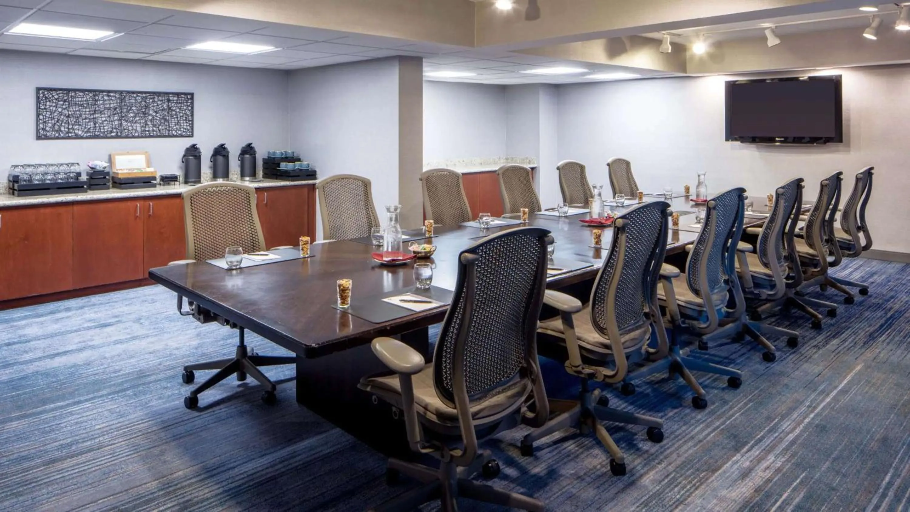 Meeting/conference room in Sonesta Hotel Houston IAH Airport