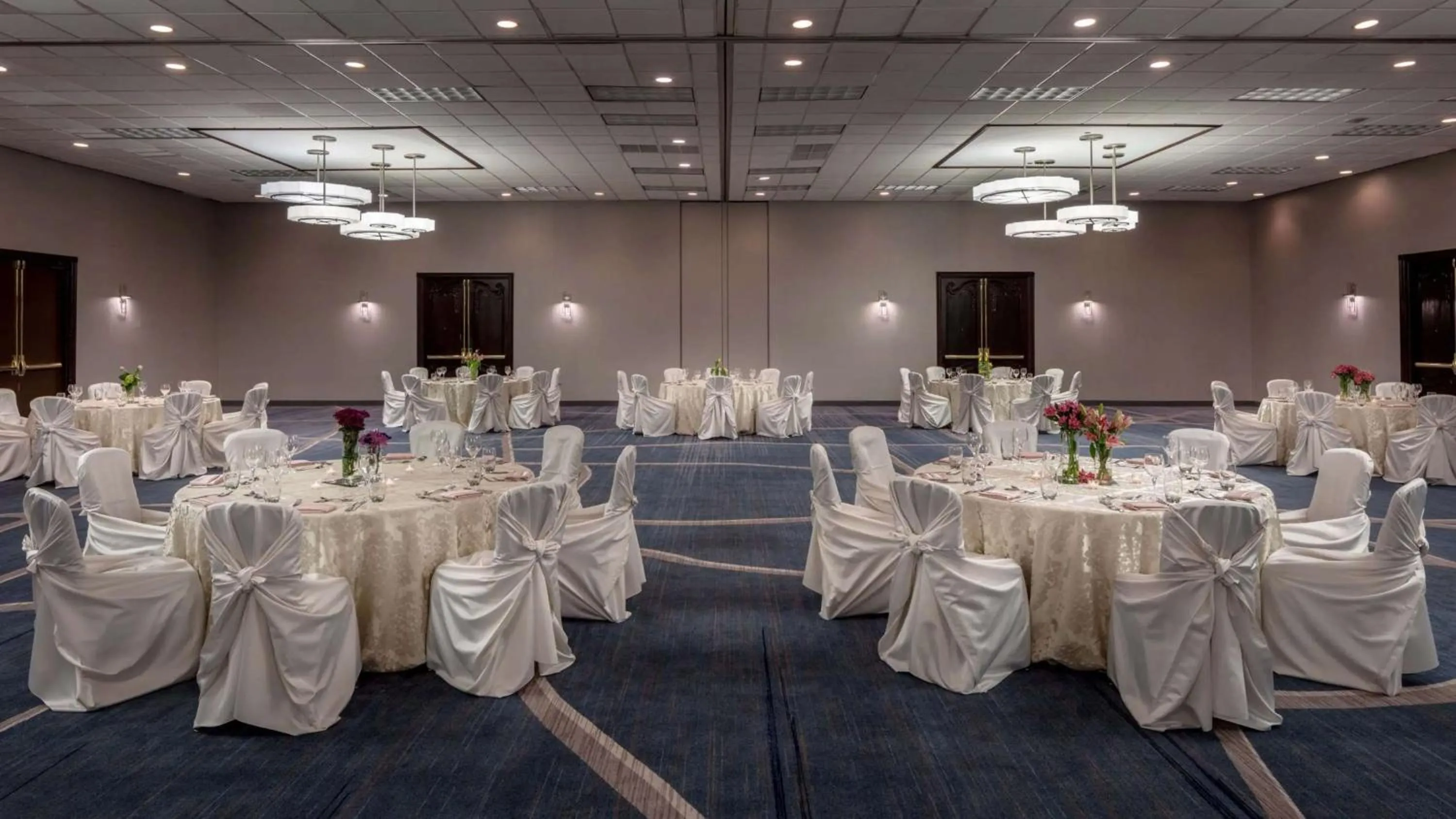 Banquet/Function facilities in Sonesta Hotel Houston IAH Airport