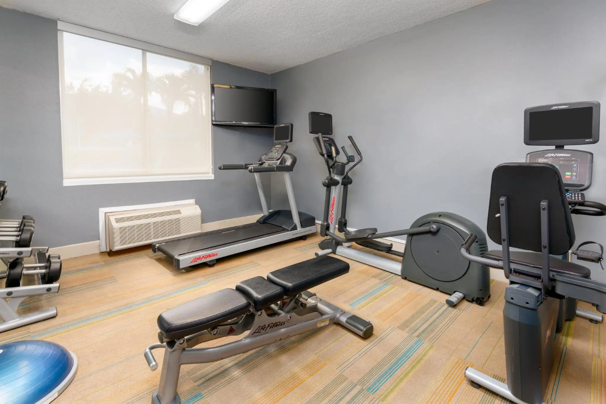 Spa and wellness centre/facilities in Holiday Inn Express Miami Airport Doral Area by IHG