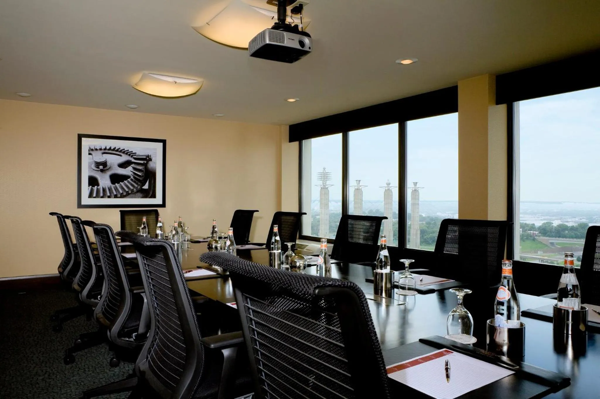 Meeting/conference room in Crowne Plaza Kansas City Downtown by IHG