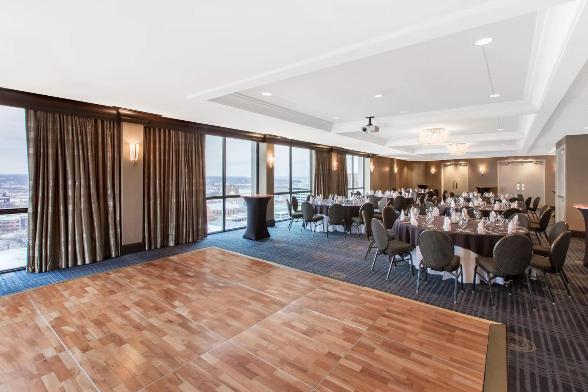 Spa and wellness centre/facilities in Crowne Plaza Kansas City Downtown by IHG