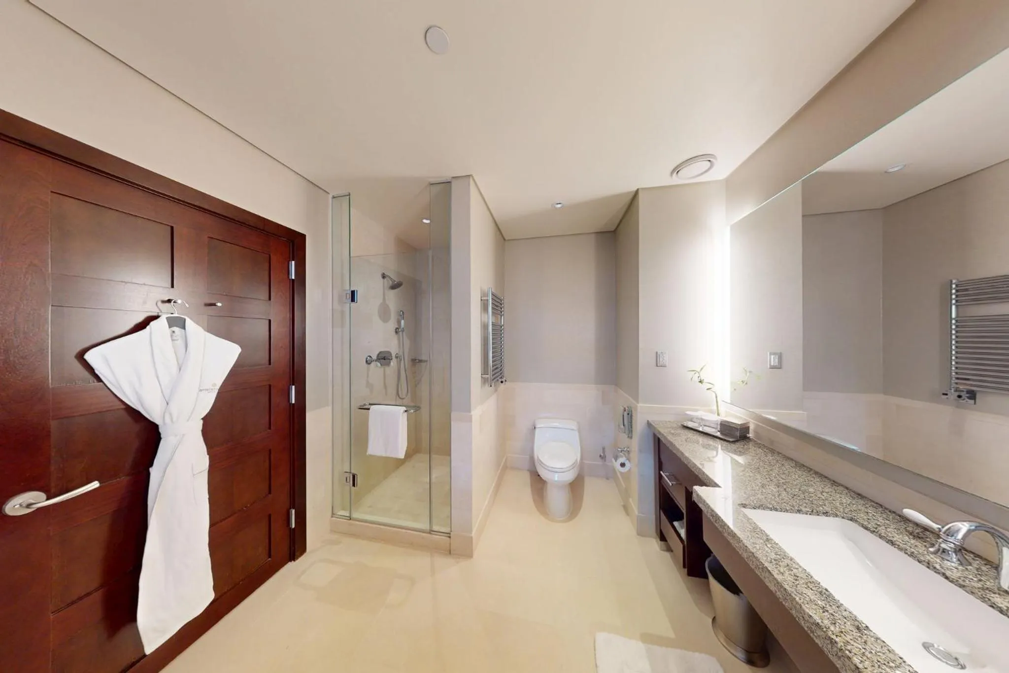 Photo of the whole room in InterContinental Boston by IHG