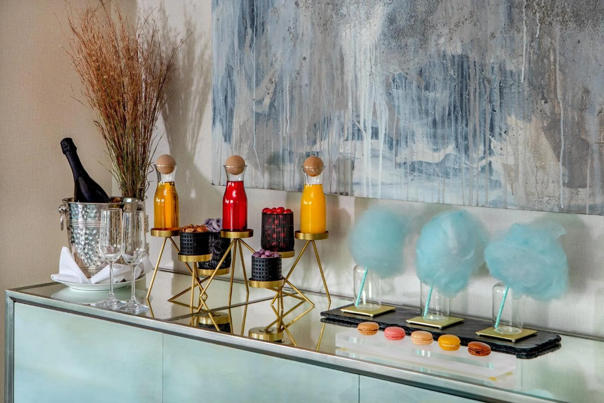 Photo of the whole room in InterContinental Boston by IHG