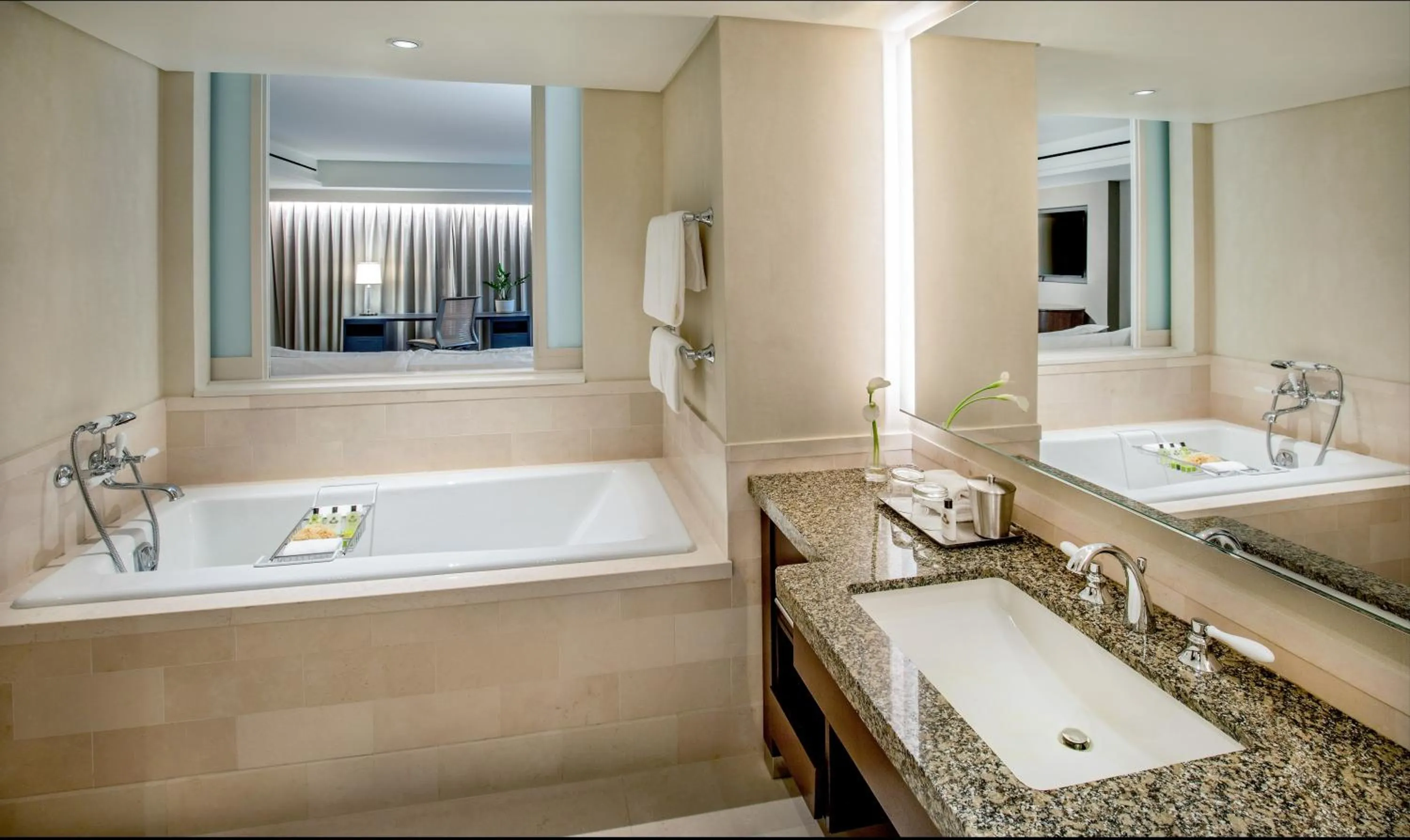 Photo of the whole room in InterContinental Boston by IHG