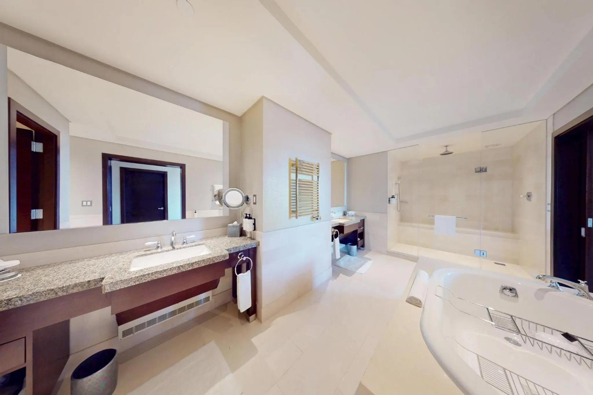 Photo of the whole room in InterContinental Boston by IHG