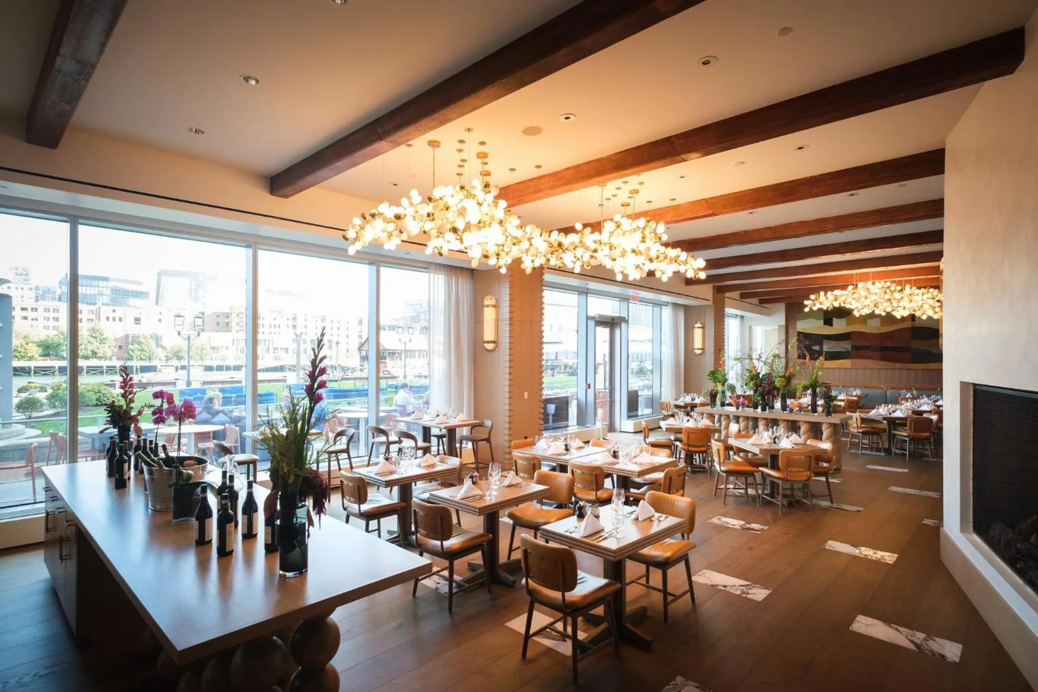 Restaurant/places to eat in InterContinental Boston by IHG