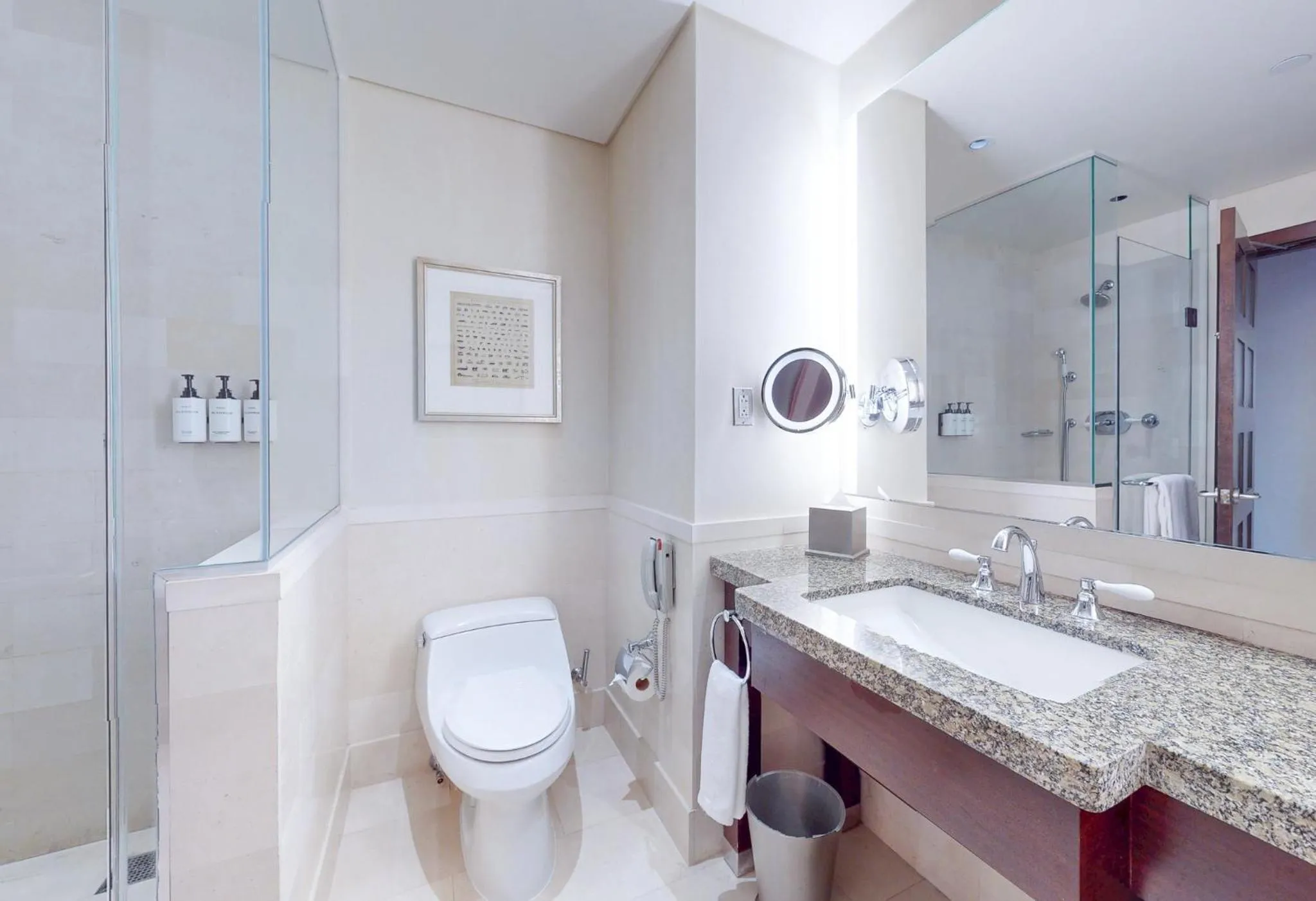 Photo of the whole room in InterContinental Boston by IHG