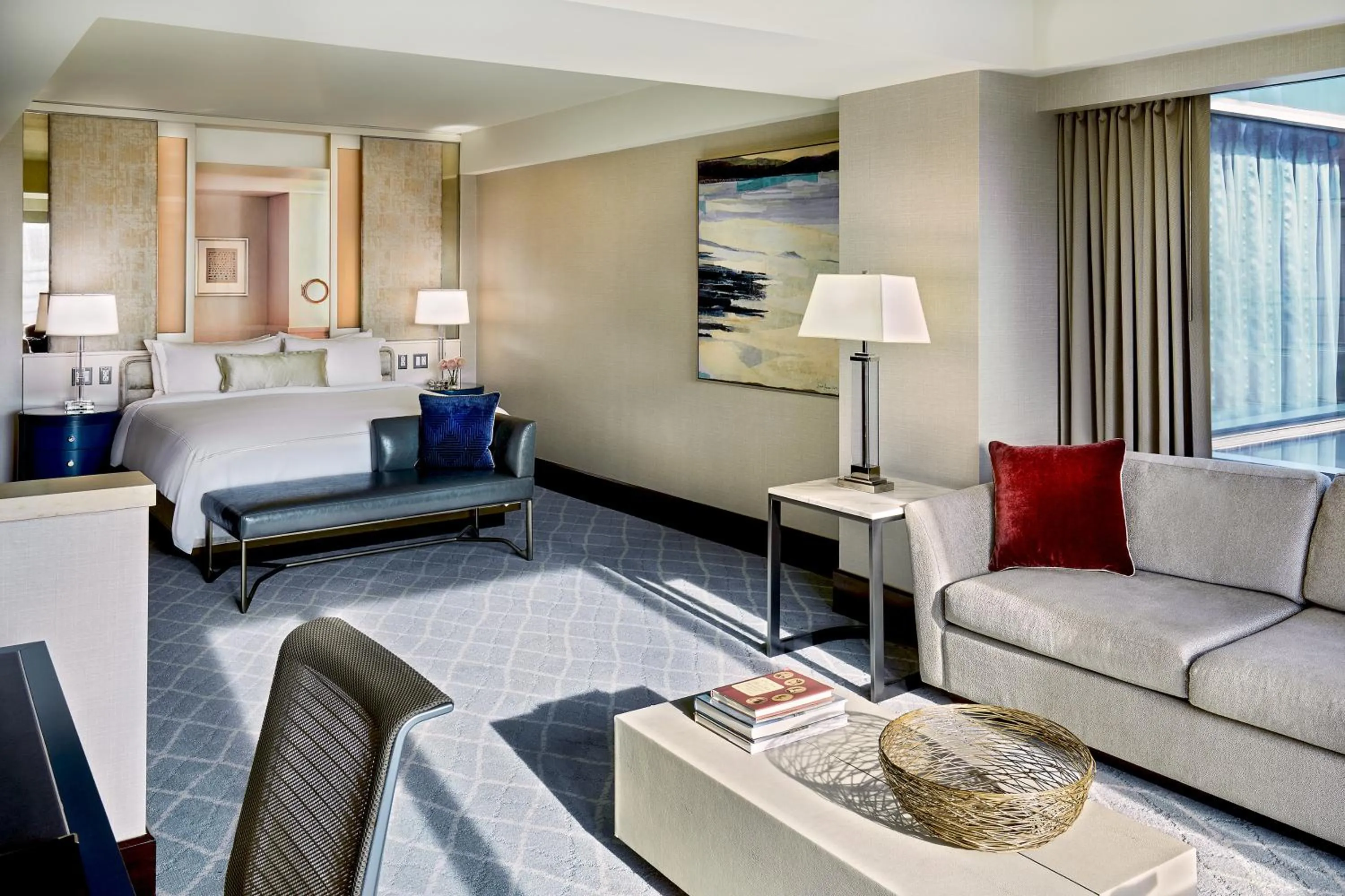 Living room, Bed in InterContinental Boston by IHG