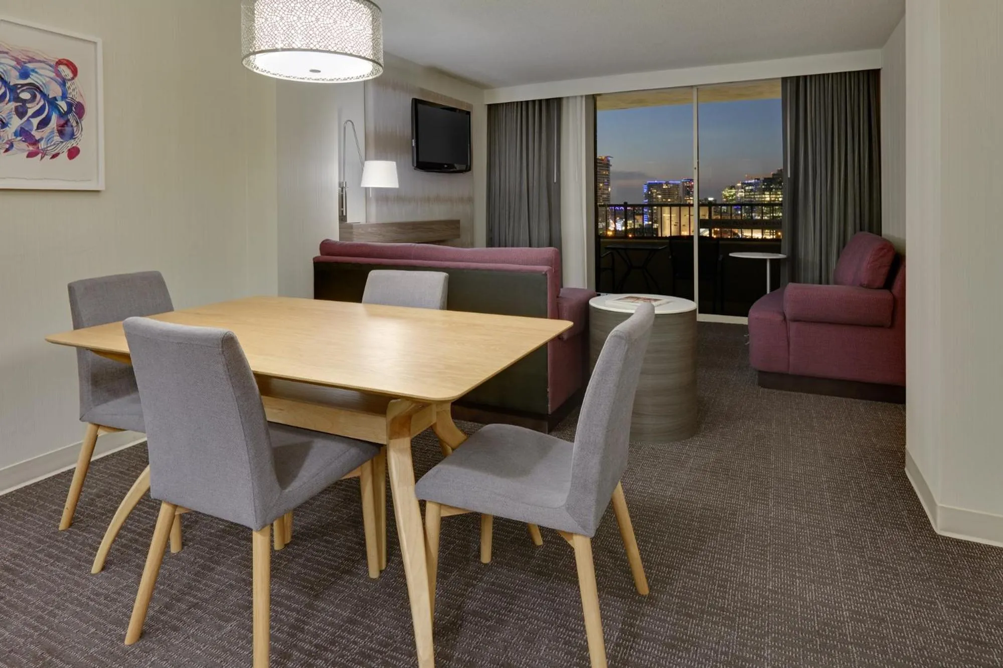 Living room in Crowne Plaza Dallas Downtown by IHG