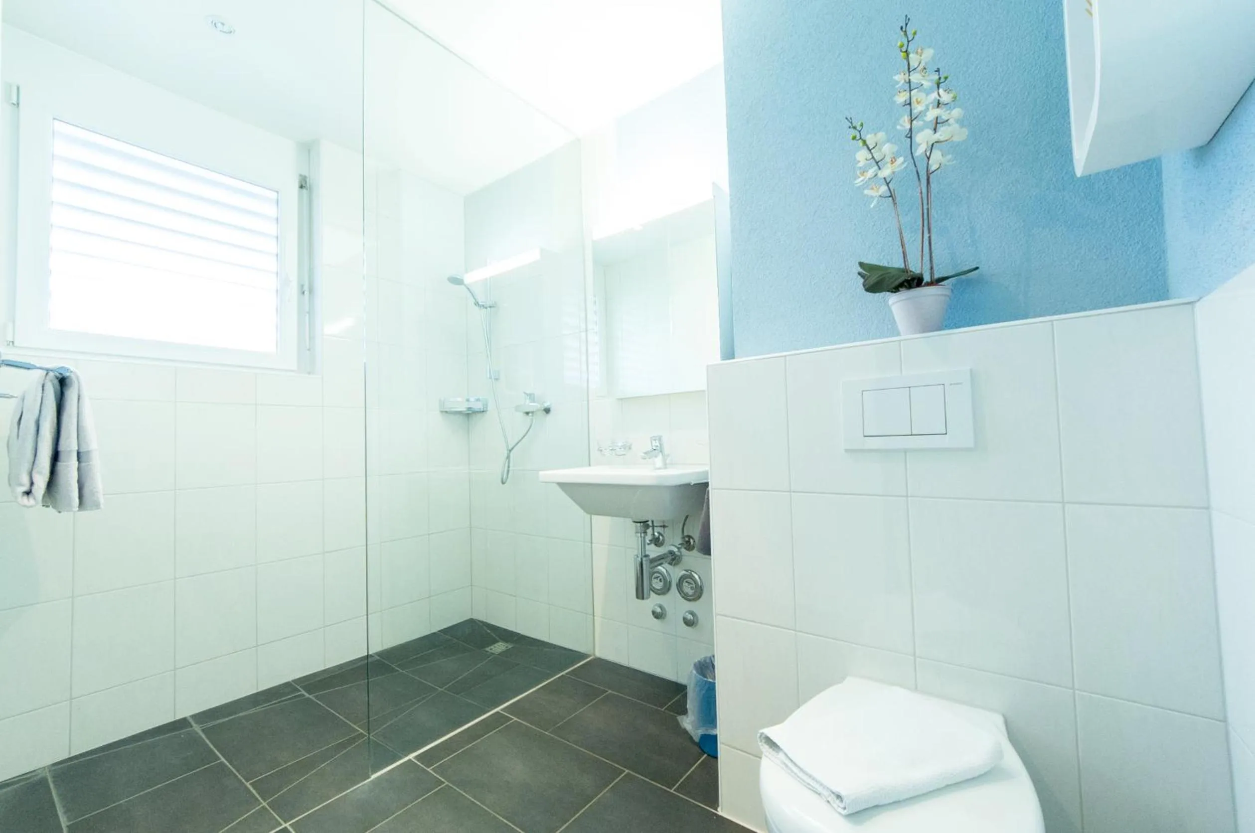 Bathroom in Sky Design Motel