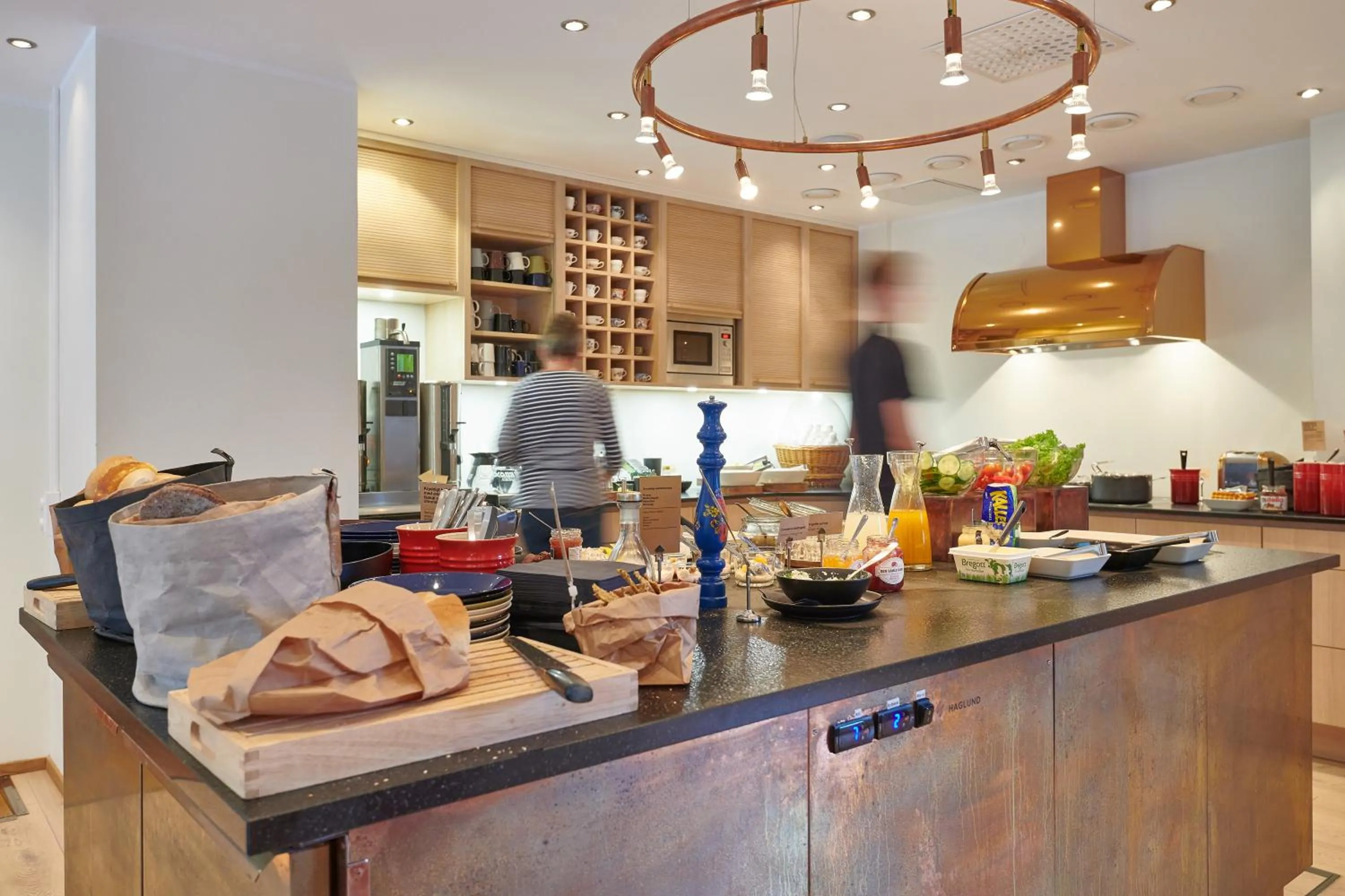 Buffet breakfast in Hotell Stadsparken