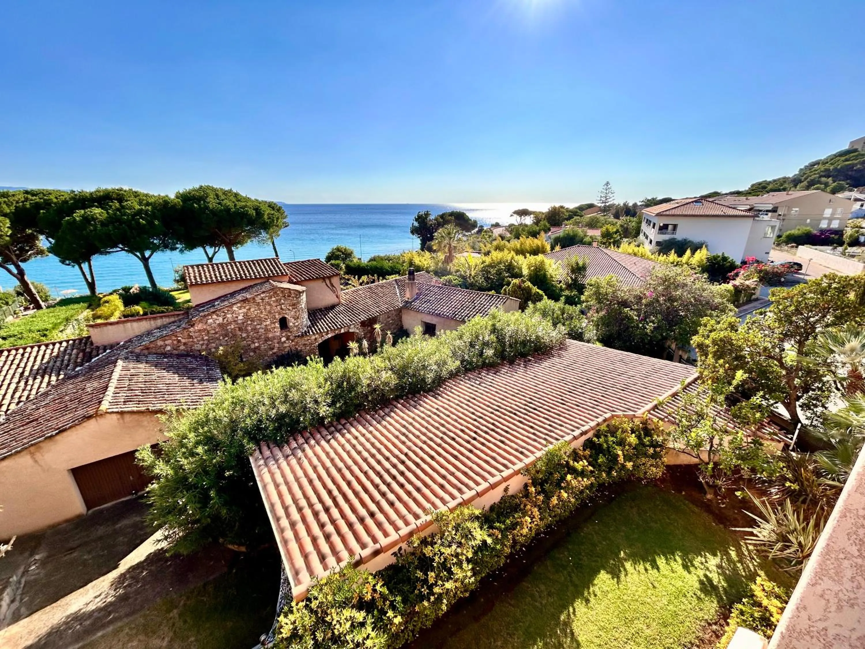 Sea view in Hôtel La Pinède