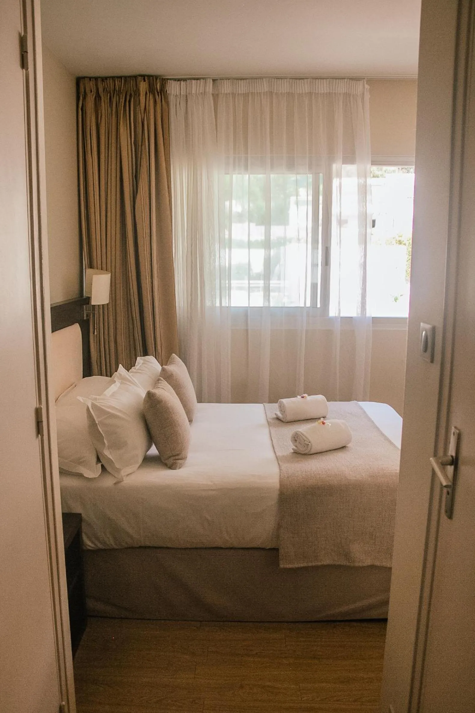 Bed in Hôtel La Pinède