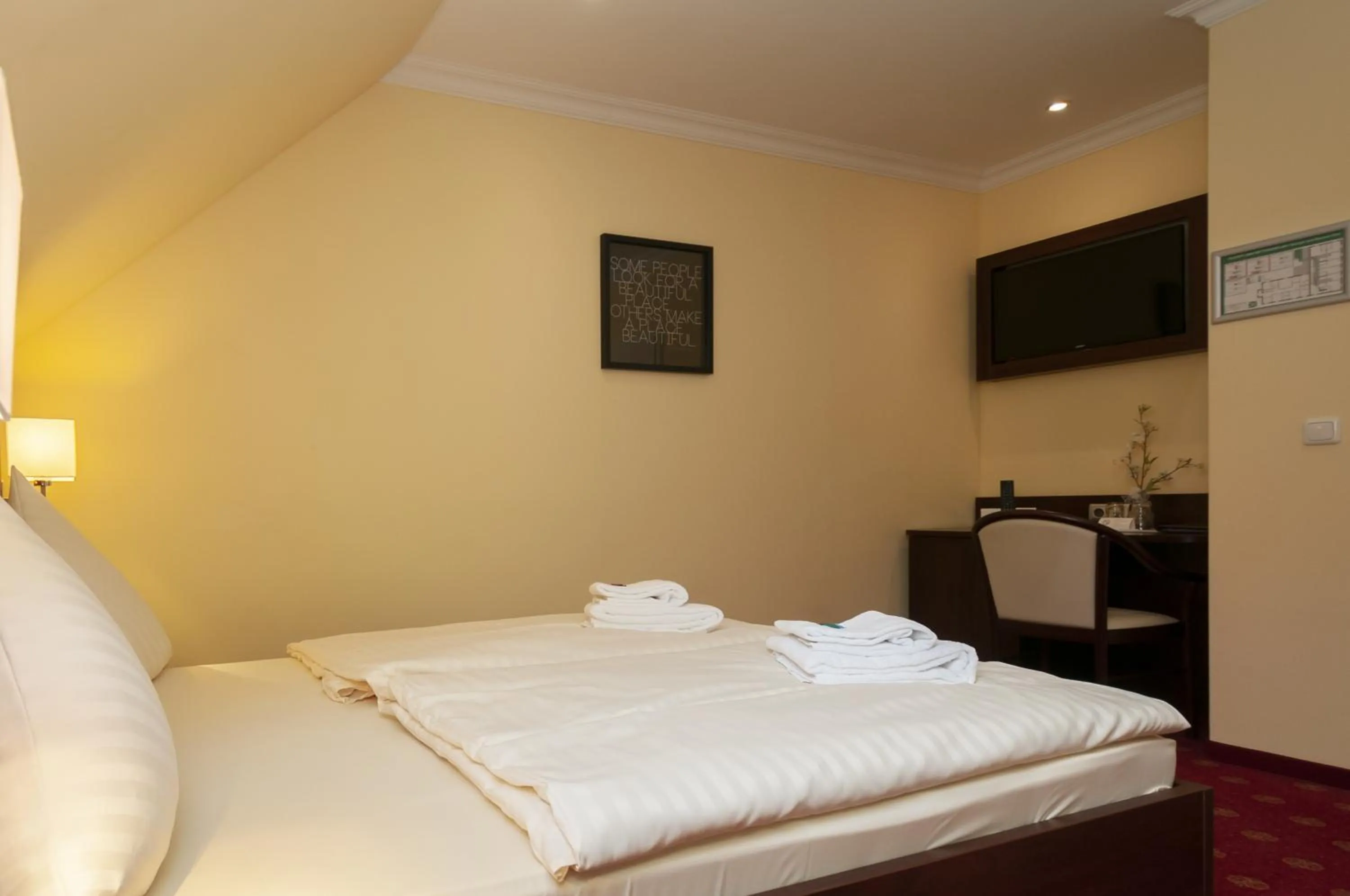 Photo of the whole room, Bed in Hotel Grüne Tanne