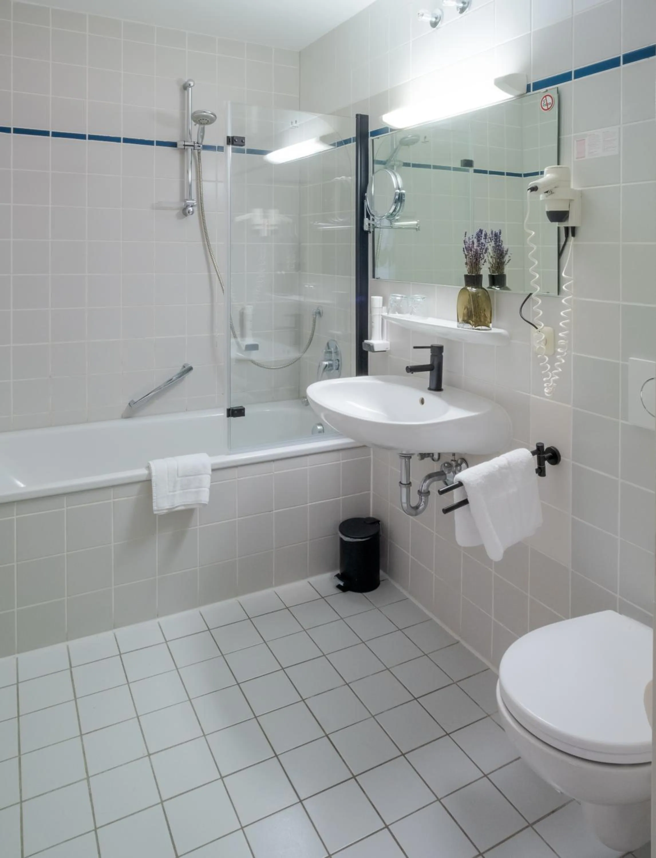 Bathroom in Hotel Goldener Hirsch