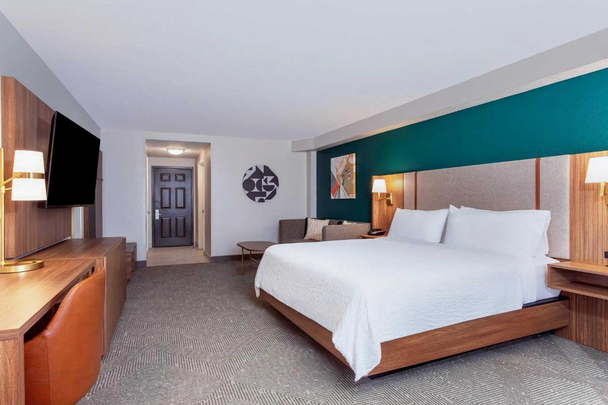 Photo of the whole room, Bed in Holiday Inn Hotel & Suites Daytona Beach On The Ocean by IHG