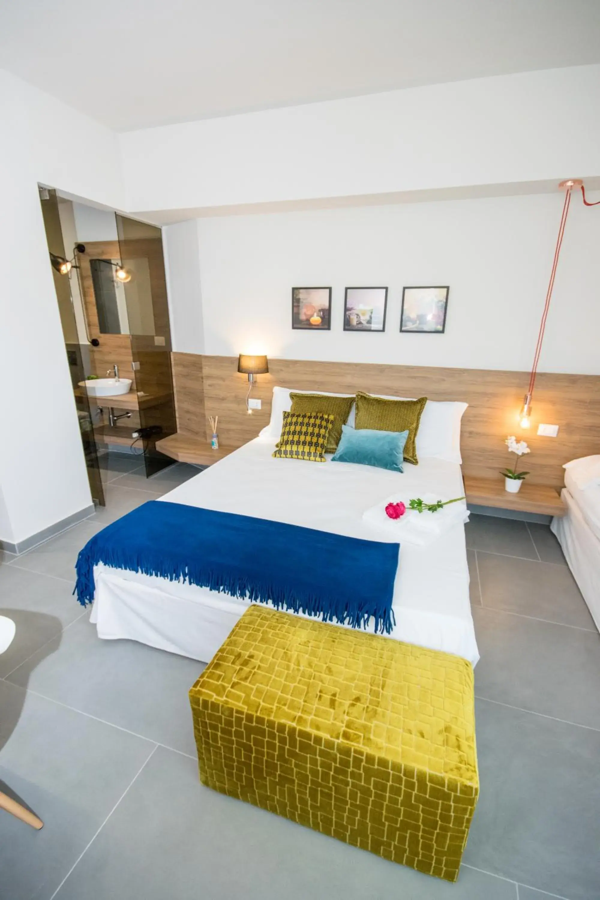 Triple Room with Balcony in Il Muro Vecchio Design Triple Room with Balcony in Il Muro Vecchio Design