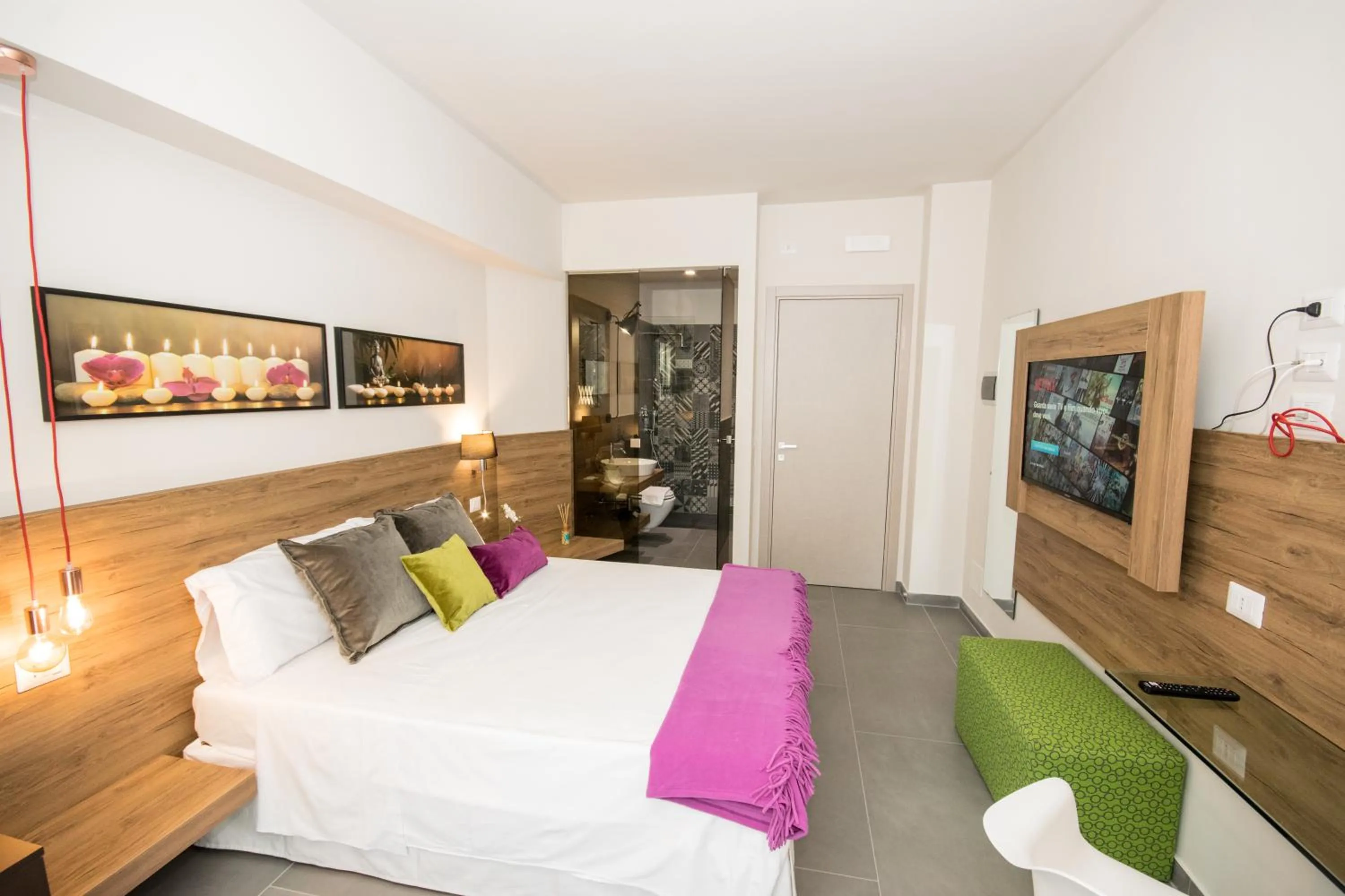 Photo of the whole room in Il Muro Vecchio Design