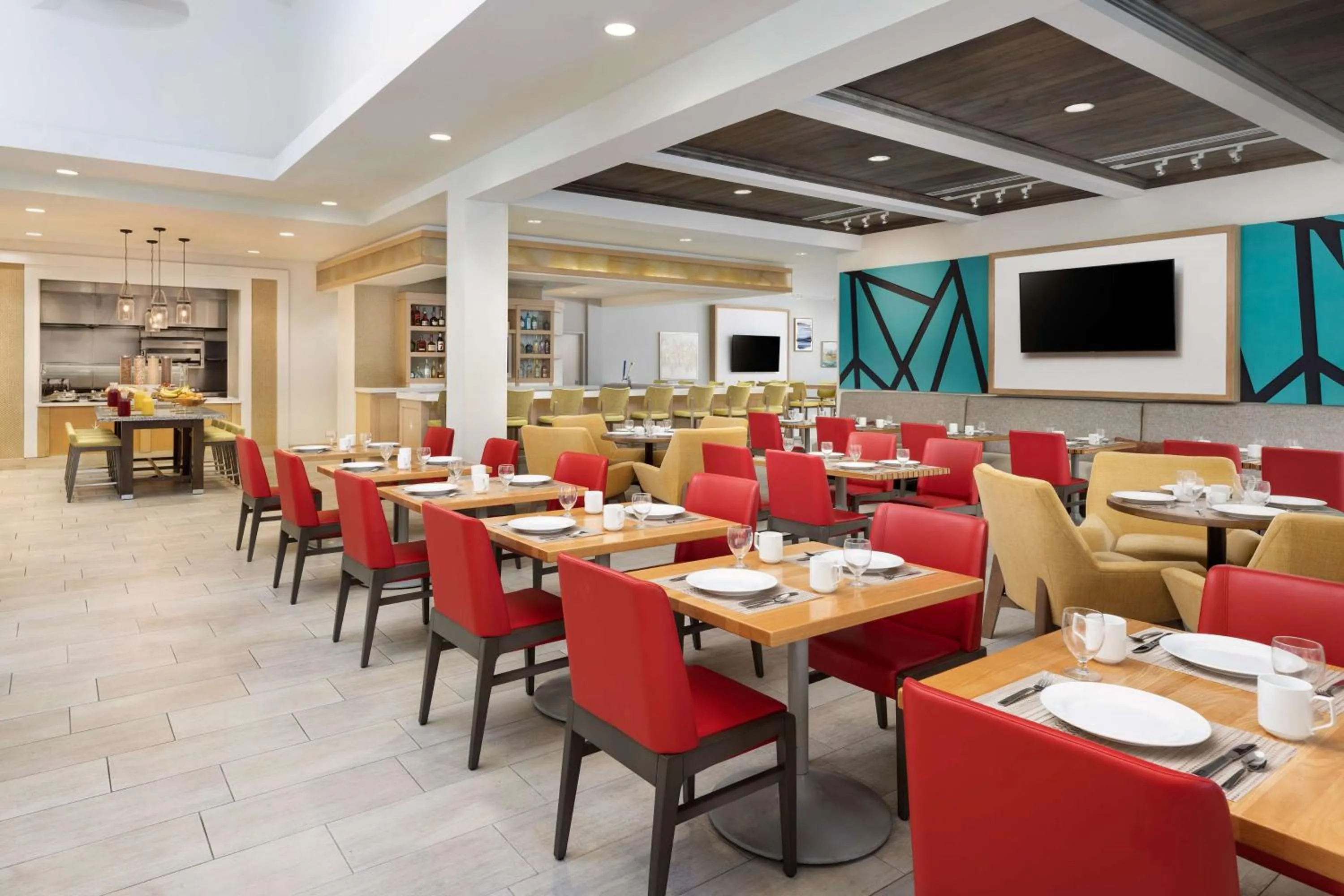 Restaurant/places to eat in Hilton Garden Inn Key West / The Keys Collection