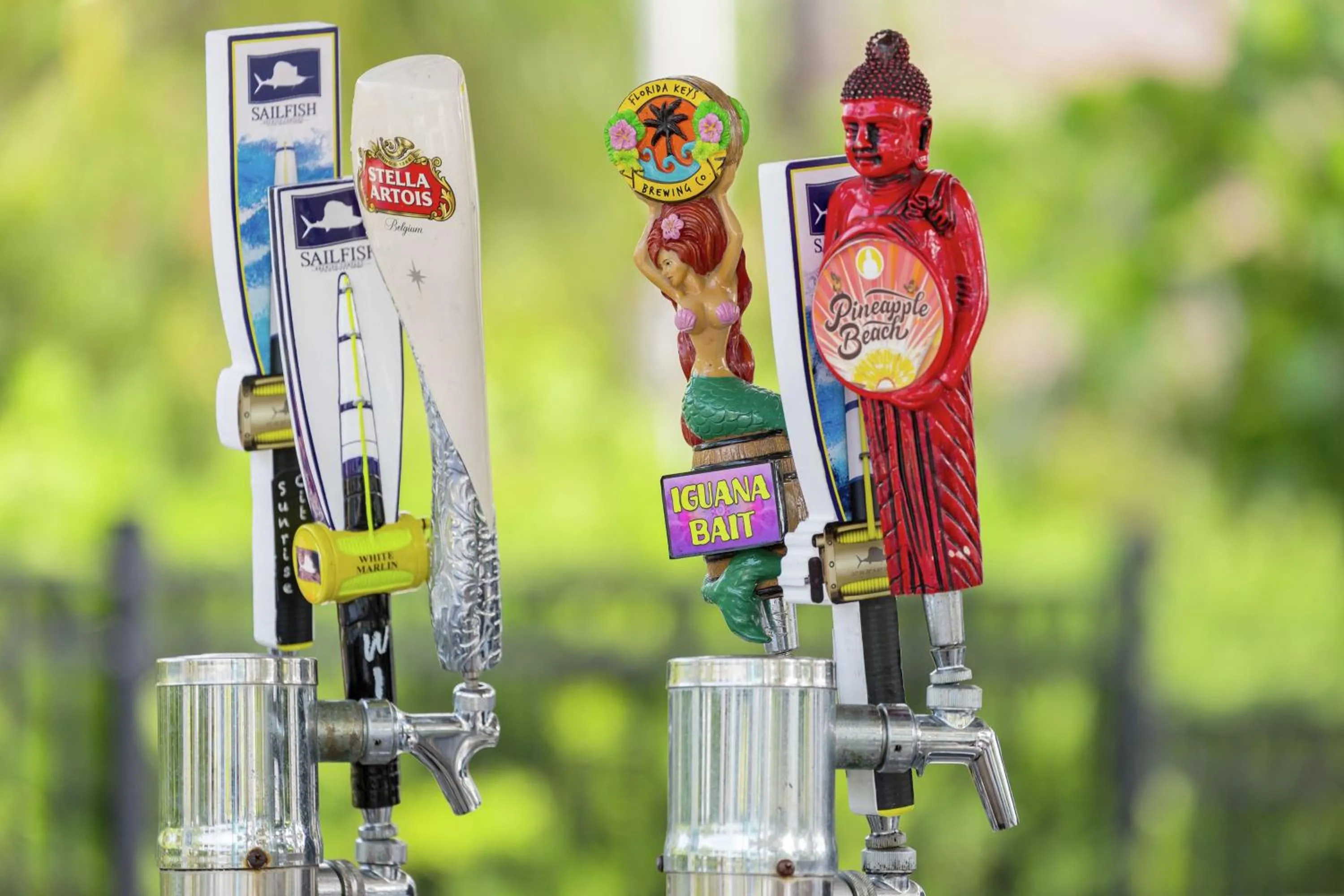 Lounge or bar in Hilton Garden Inn Key West / The Keys Collection