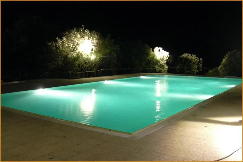 Swimming pool in illicini stabilimento balneare e albergo