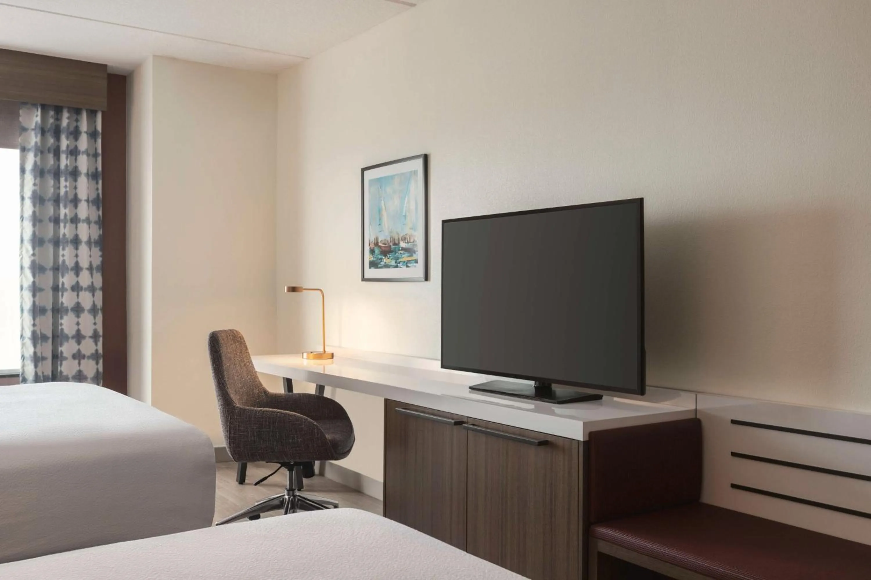 Bed in Hilton Garden Inn Palm Coast Town Center